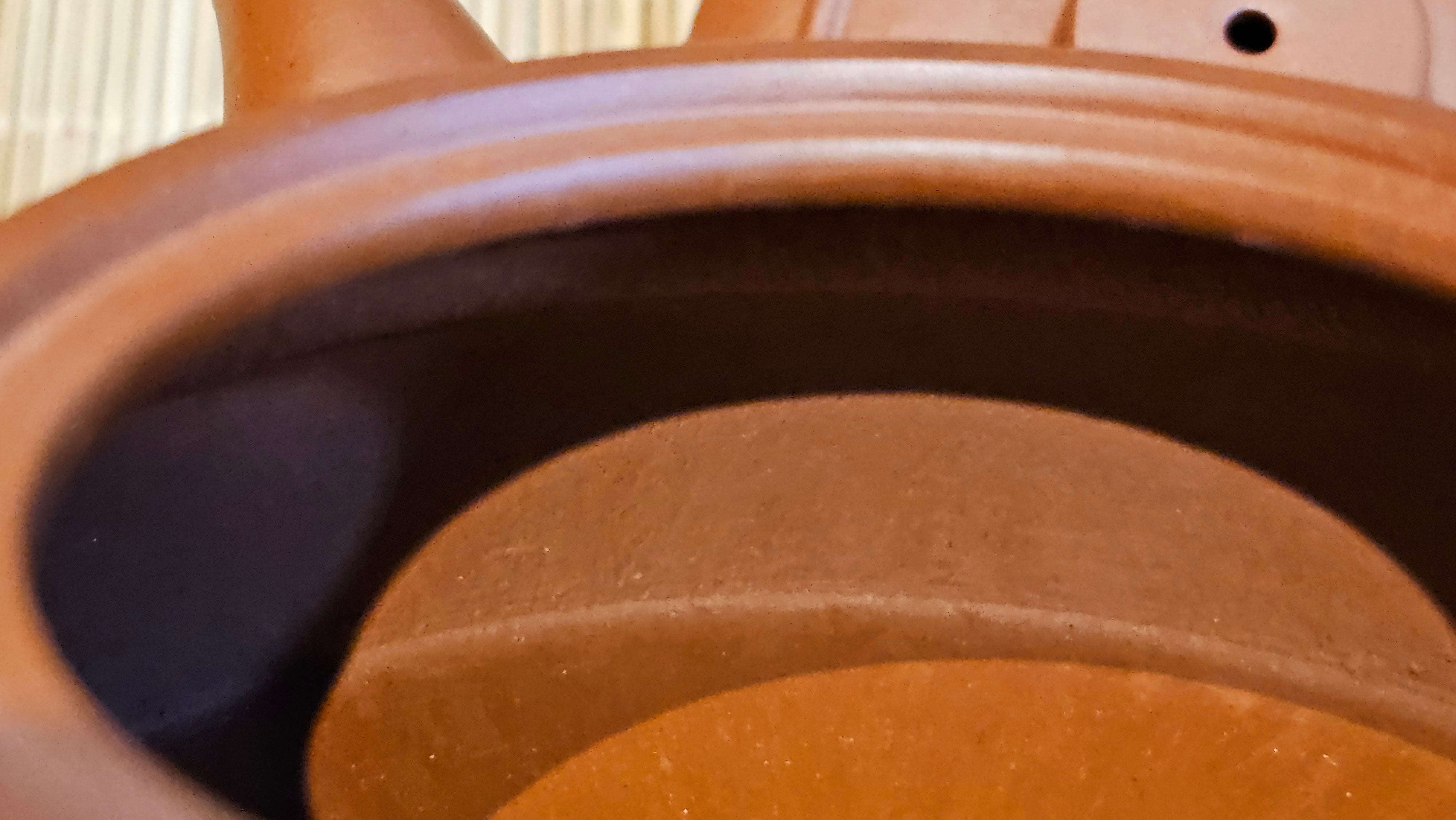 Hua Ting 华庭, 214.9ml (complex, large: 14cm long, 10cm wide), Xiao Mei Yao Zhu Ni 小煤窑朱泥,  by Craftsman Chen Yue Fei 陈跃飞, Engraving by Craftsman Yi De Shu 一德书 ~!Congratulations to Mr L.C.! 2158hrs 28th Nov 2025, Taylors! SC!