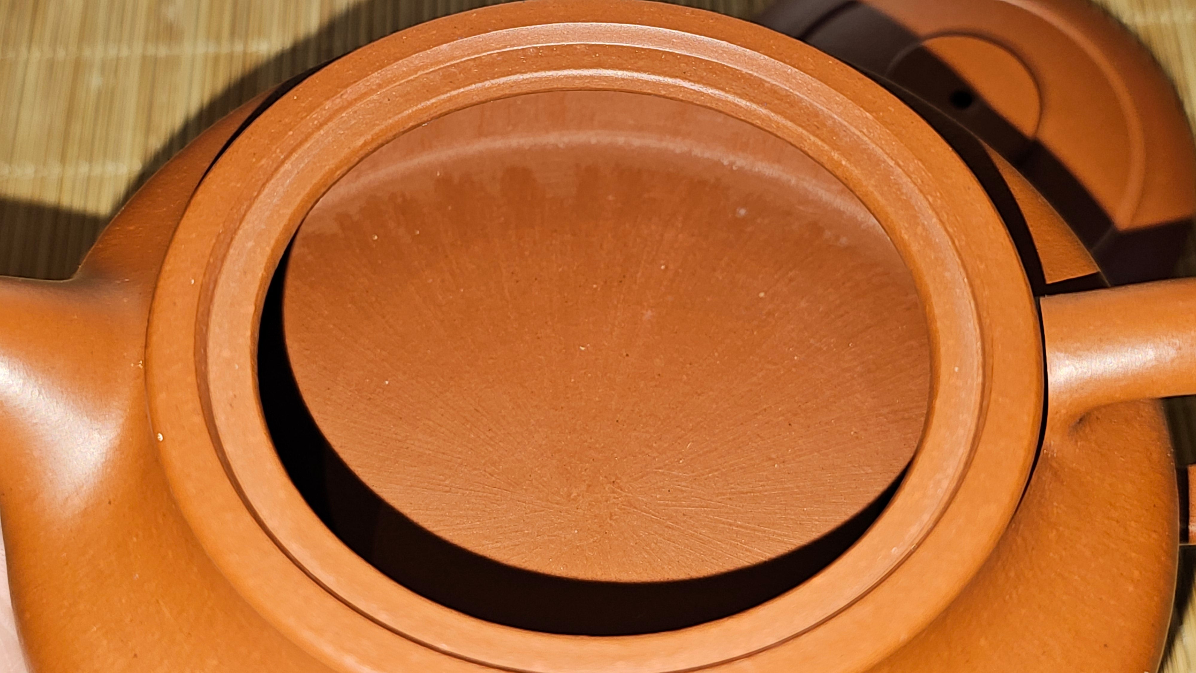 Hua Ting 华庭, 214.9ml (complex, large: 14cm long, 10cm wide), Xiao Mei Yao Zhu Ni 小煤窑朱泥,  by Craftsman Chen Yue Fei 陈跃飞, Engraving by Craftsman Yi De Shu 一德书 ~!Congratulations to Mr L.C.! 2158hrs 28th Nov 2025, Taylors! SC!