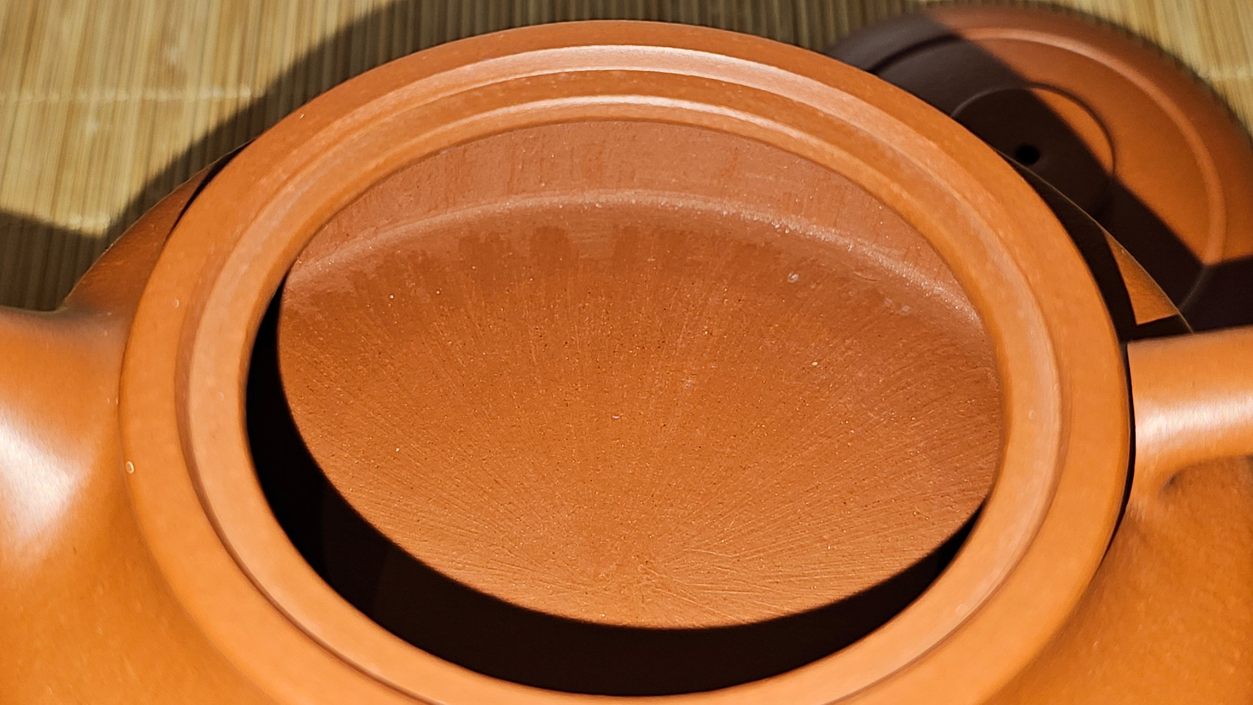 Hua Ting 华庭, 214.9ml (complex, large: 14cm long, 10cm wide), Xiao Mei Yao Zhu Ni 小煤窑朱泥,  by Craftsman Chen Yue Fei 陈跃飞, Engraving by Craftsman Yi De Shu 一德书 ~!Congratulations to Mr L.C.! 2158hrs 28th Nov 2025, Taylors! SC!