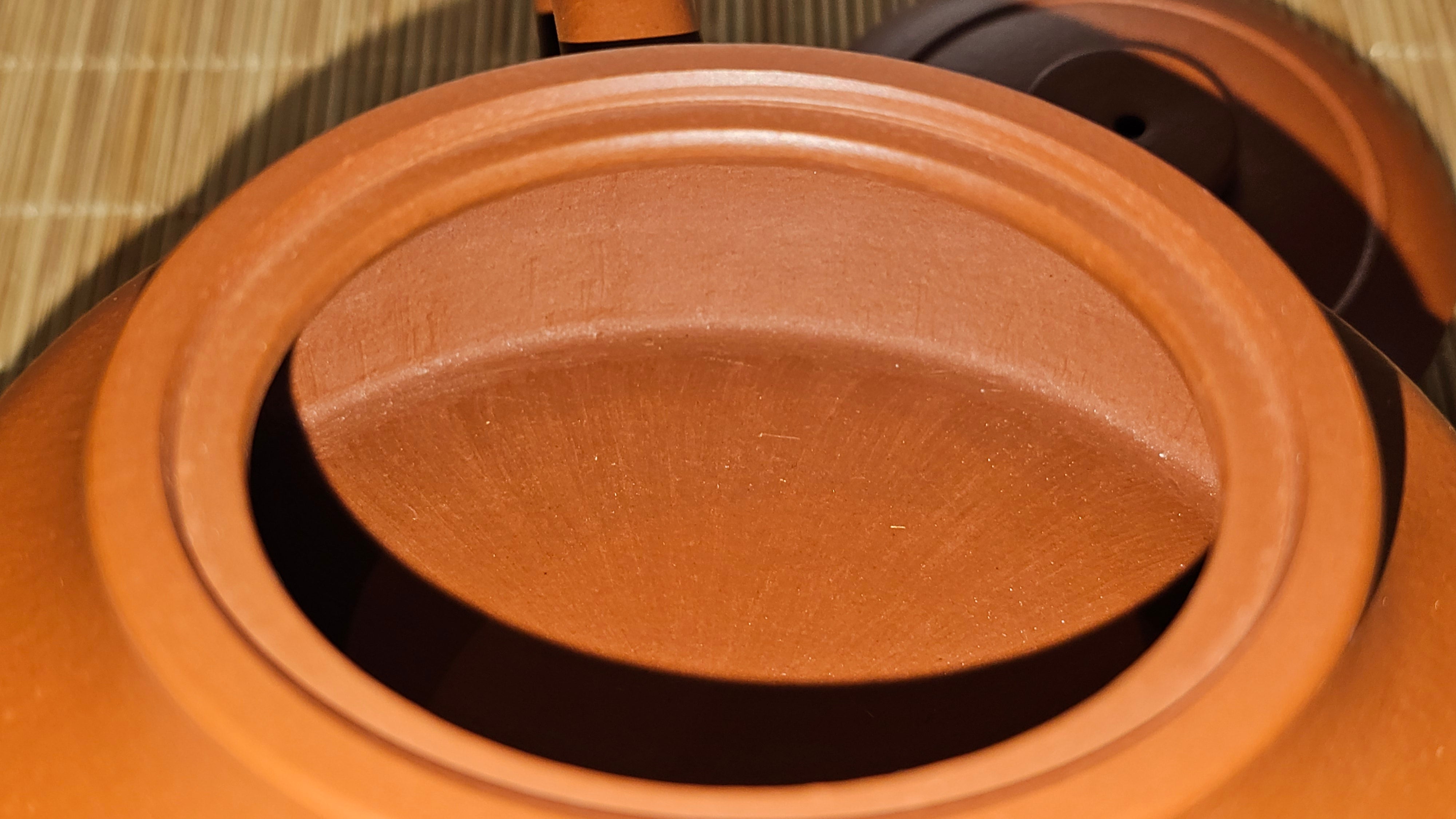 Hua Ting 华庭, 214.9ml (complex, large: 14cm long, 10cm wide), Xiao Mei Yao Zhu Ni 小煤窑朱泥,  by Craftsman Chen Yue Fei 陈跃飞, Engraving by Craftsman Yi De Shu 一德书 ~!Congratulations to Mr L.C.! 2158hrs 28th Nov 2025, Taylors! SC!