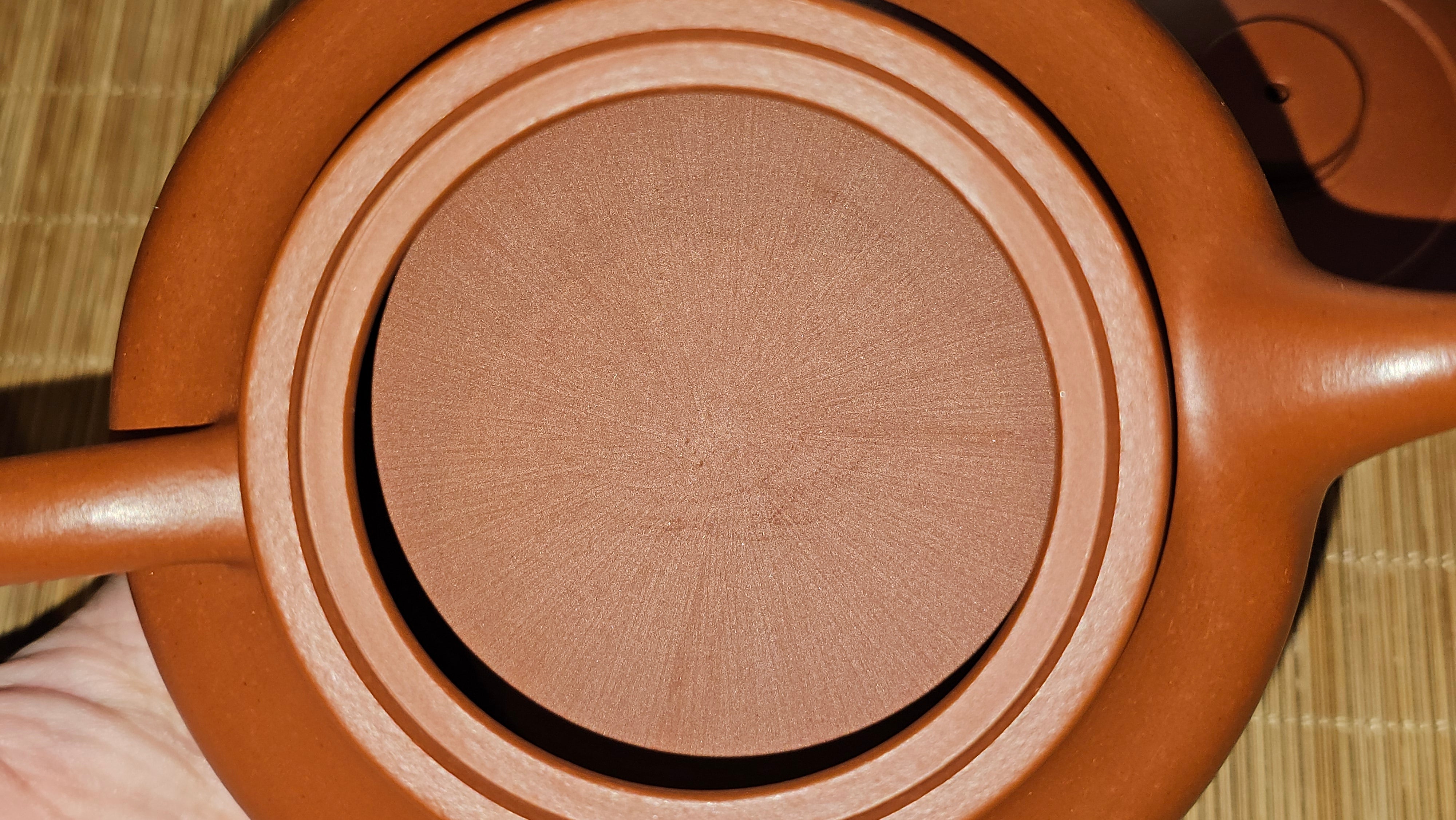 Hua Ting 华庭, 214.9ml (complex, large: 14cm long, 10cm wide), Xiao Mei Yao Zhu Ni 小煤窑朱泥,  by Craftsman Chen Yue Fei 陈跃飞, Engraving by Craftsman Yi De Shu 一德书 ~!Congratulations to Mr L.C.! 2158hrs 28th Nov 2025, Taylors! SC!