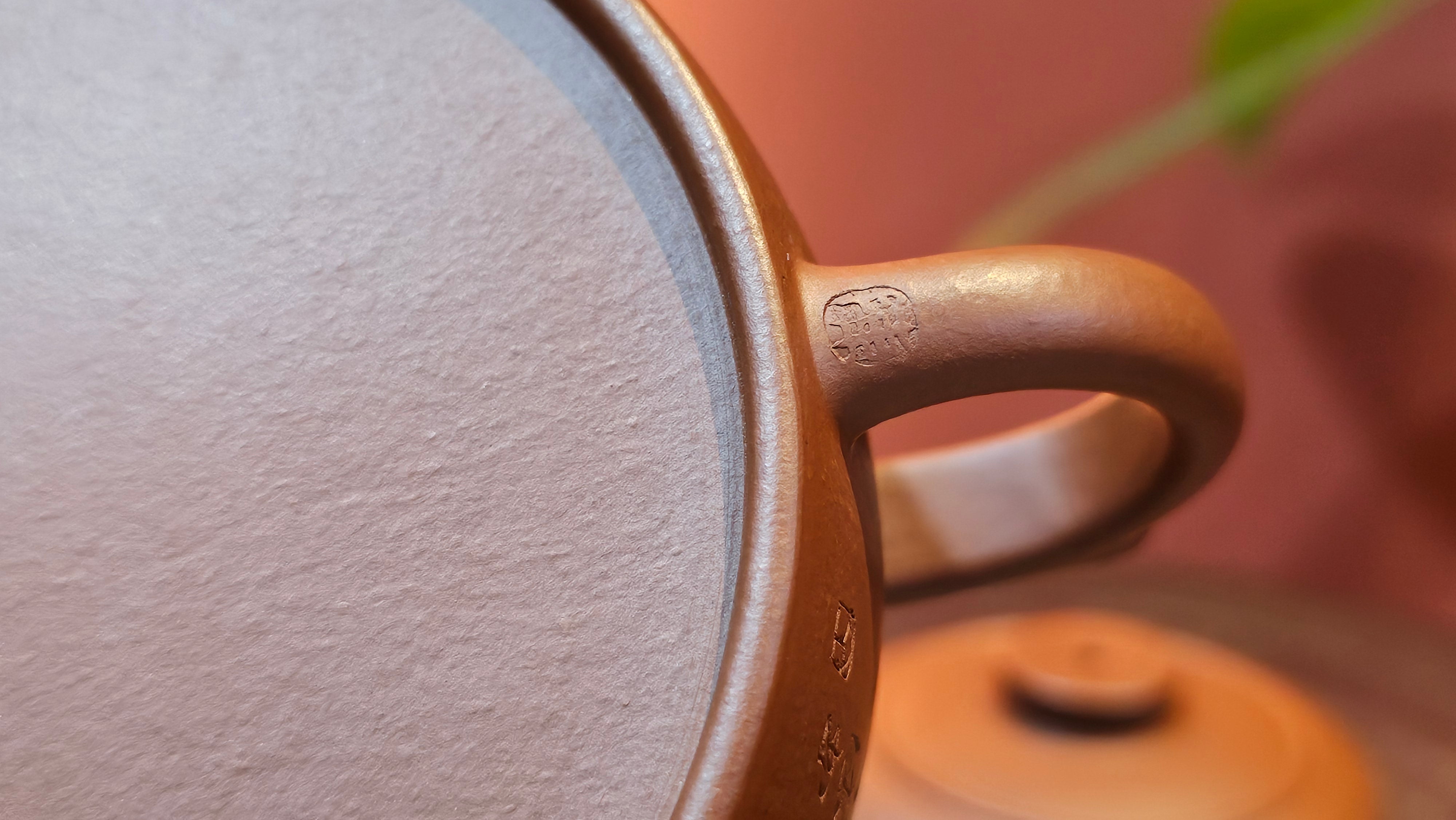 Hua Ting 华庭, 214.9ml (complex, large: 14cm long, 10cm wide), Xiao Mei Yao Zhu Ni 小煤窑朱泥,  by Craftsman Chen Yue Fei 陈跃飞, Engraving by Craftsman Yi De Shu 一德书 ~!Congratulations to Mr L.C.! 2158hrs 28th Nov 2025, Taylors! SC!