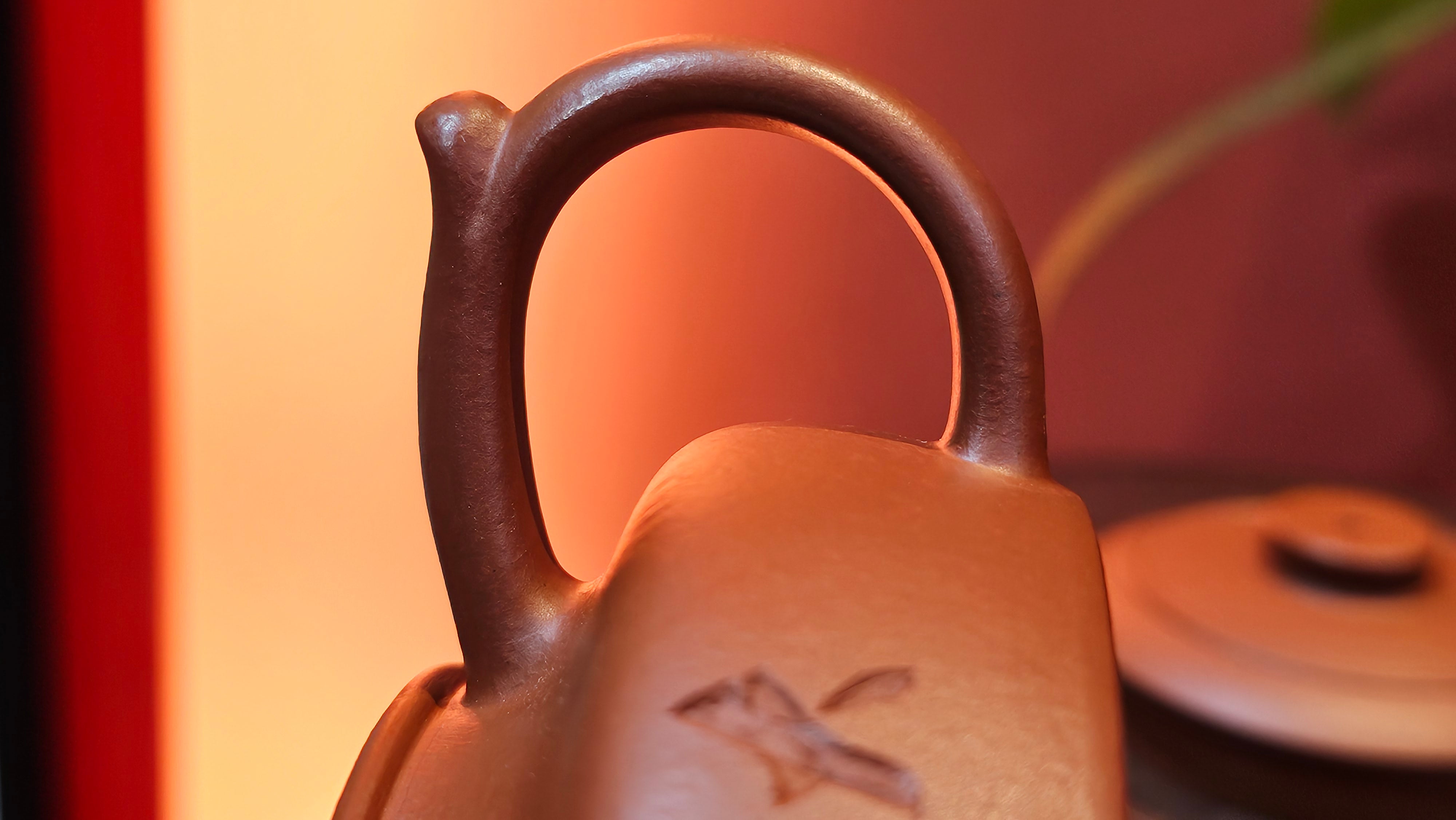 Hua Ting 华庭, 214.9ml (complex, large: 14cm long, 10cm wide), Xiao Mei Yao Zhu Ni 小煤窑朱泥,  by Craftsman Chen Yue Fei 陈跃飞, Engraving by Craftsman Yi De Shu 一德书 ~!Congratulations to Mr L.C.! 2158hrs 28th Nov 2025, Taylors! SC!