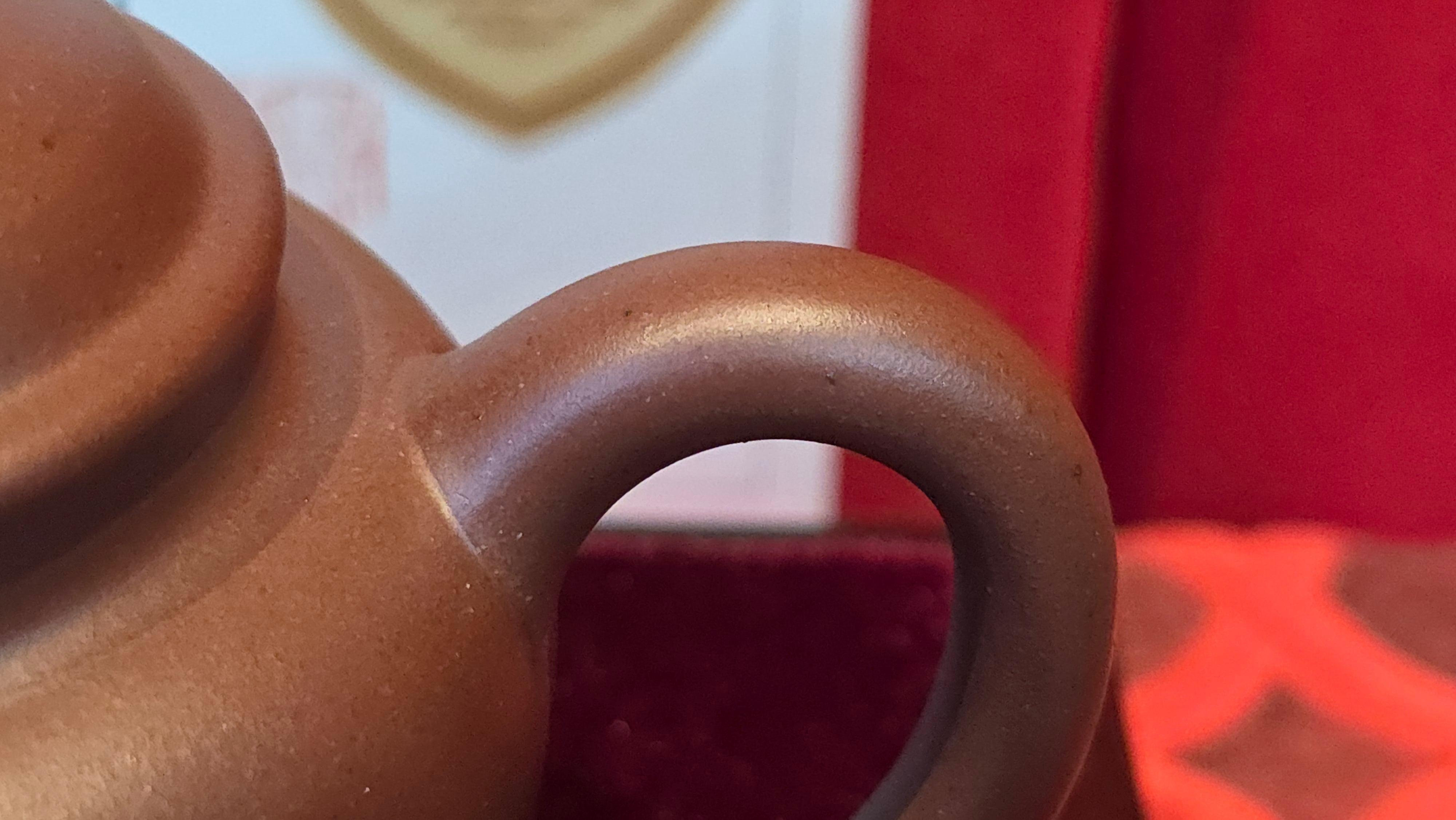 《宫灯》"Gong Deng", 195.3ml, Huang Long Yuan company's National-Authenticated Huang Long Shan 4th Quarry Di Cao Qing, Crafted by L3A Consummate Master Artist Li Yan Ru 李艳如。