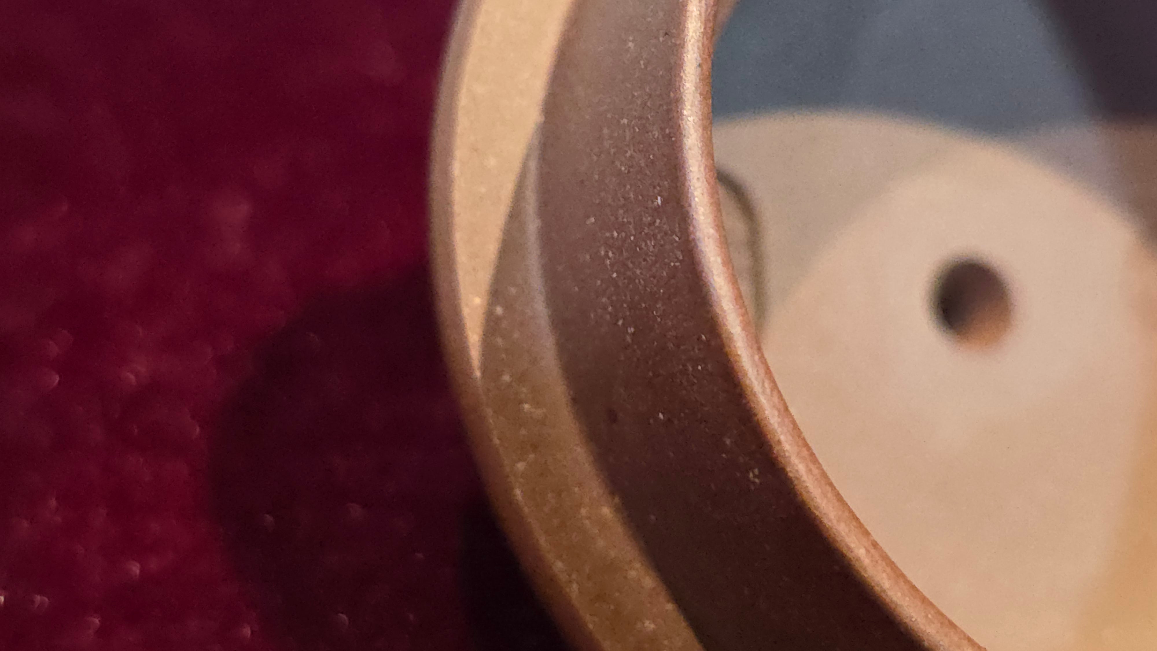 《宫灯》"Gong Deng", 195.3ml, Huang Long Yuan company's National-Authenticated Huang Long Shan 4th Quarry Di Cao Qing, Crafted by L3A Consummate Master Artist Li Yan Ru 李艳如。