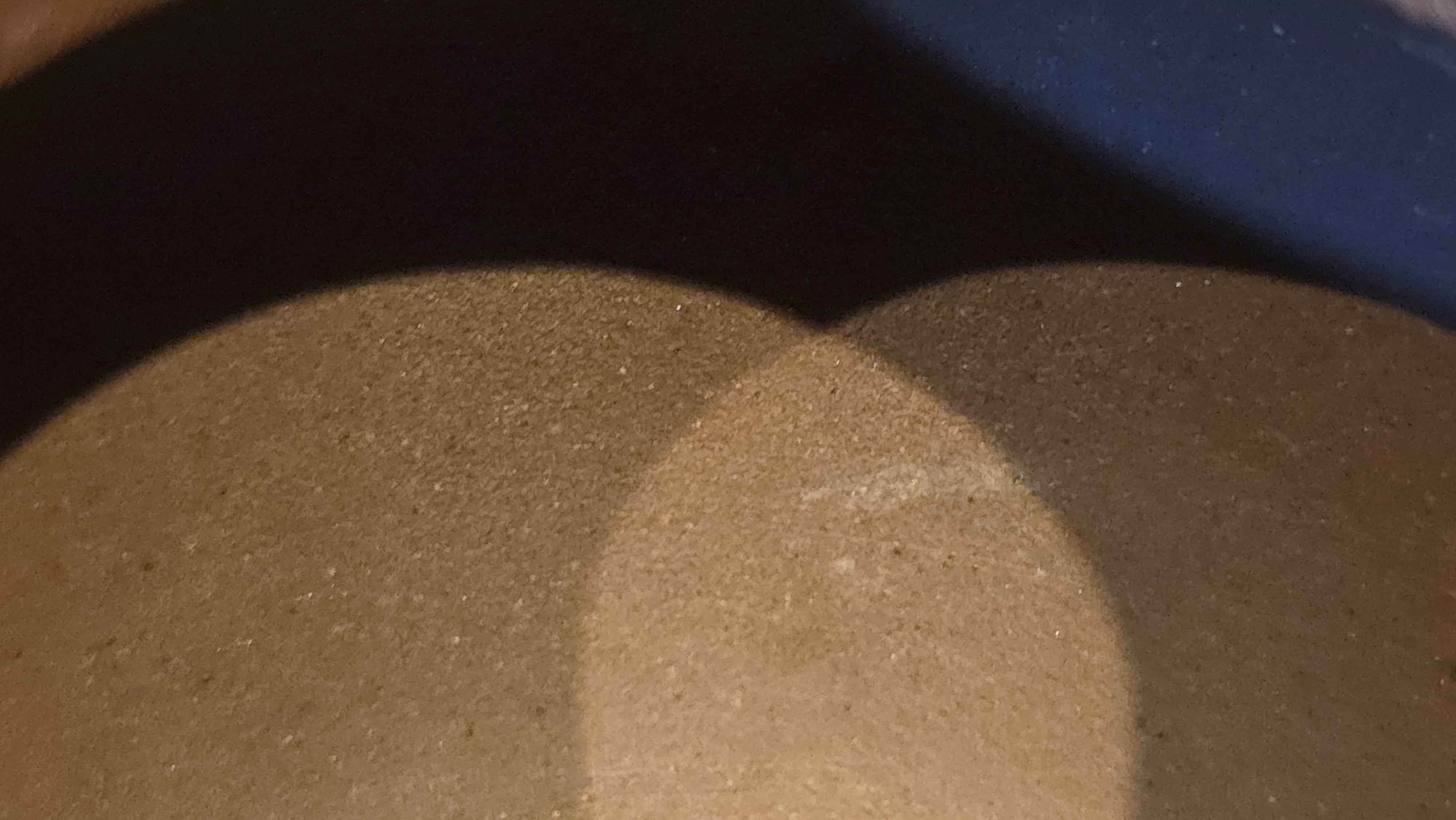 《宫灯》"Gong Deng", 195.3ml, Huang Long Yuan company's National-Authenticated Huang Long Shan 4th Quarry Di Cao Qing, Crafted by L3A Consummate Master Artist Li Yan Ru 李艳如。