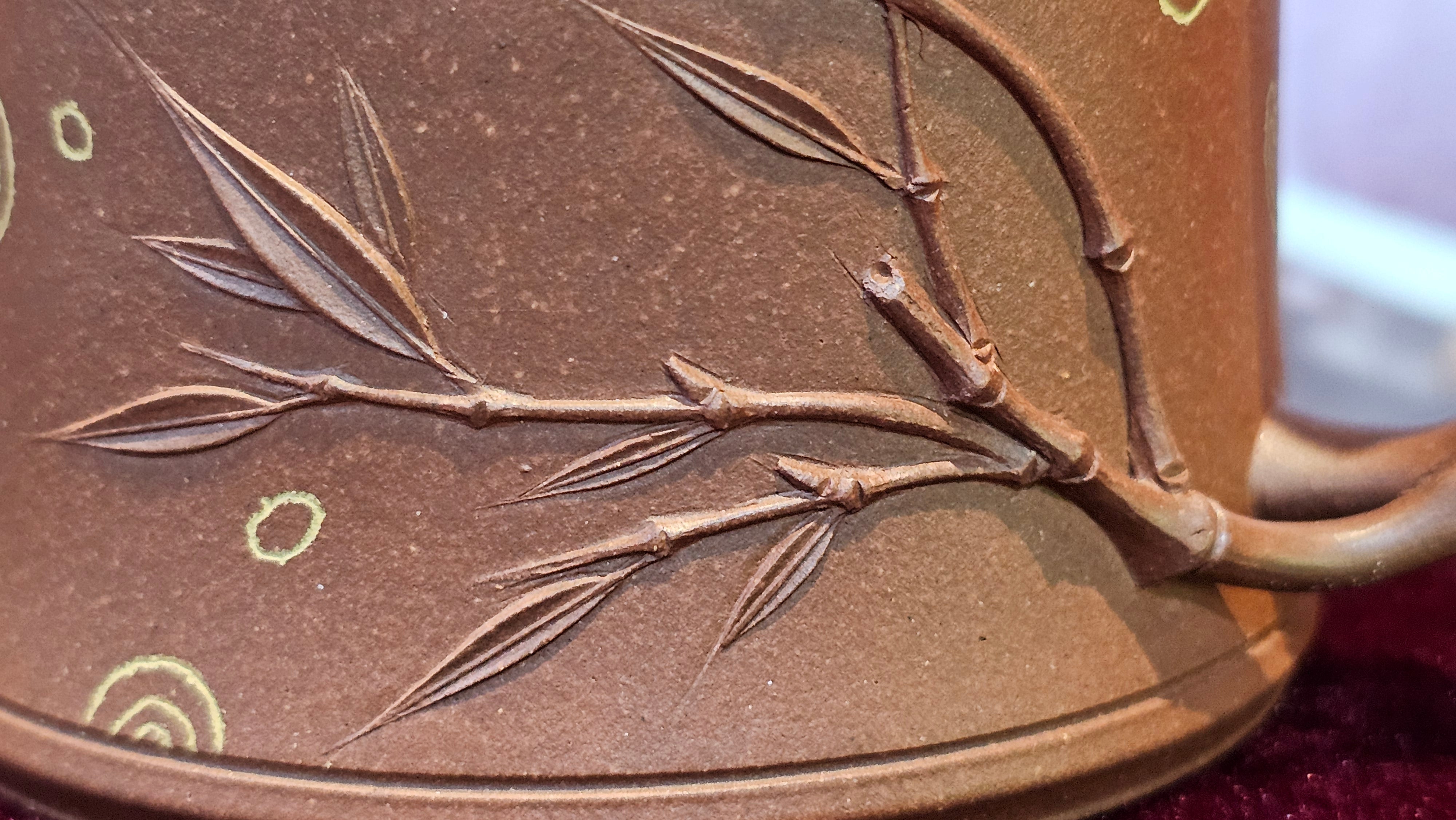 《湘妃竹段》"Xiang Fei Zhu Duan", 244.8ml, Di Cao Qing Zi Ni with Duan Ni Clay embellishments for the characteristic "Xiang Fei Bamboo" Patterns, by L4 Assoc Master Yu Chun Lei 俞春雷 ~!Congratulations to Kungfu Master J.G.! 1122hrs 23rd Nov 2025, New Orleans! LA!