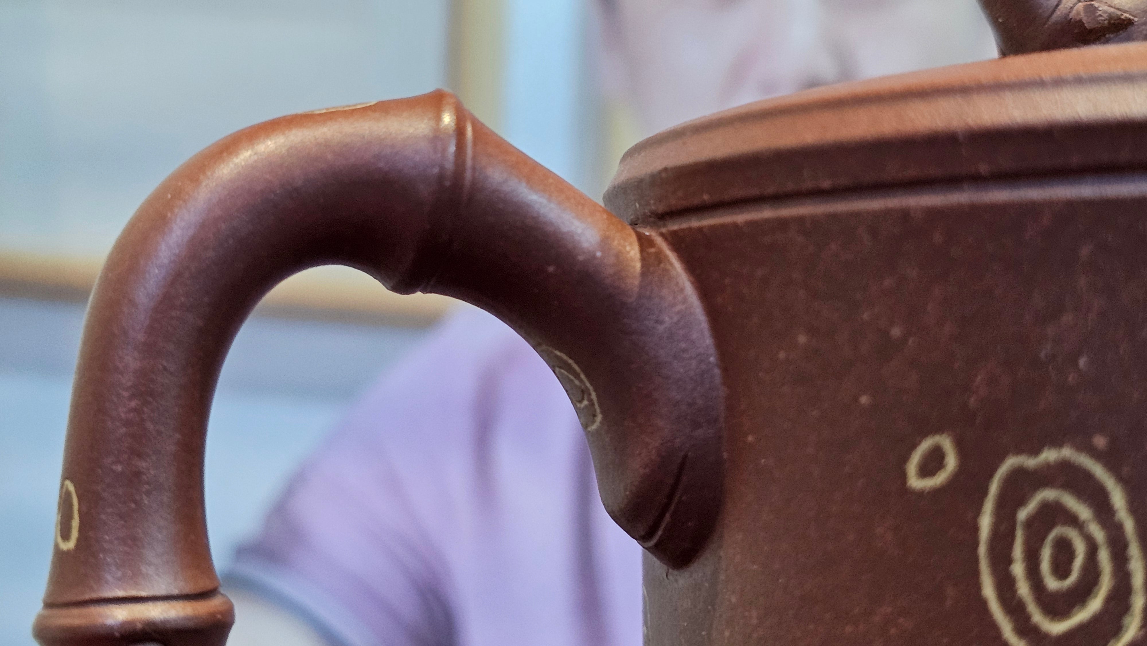 《湘妃竹段》"Xiang Fei Zhu Duan", 244.8ml, Di Cao Qing Zi Ni with Duan Ni Clay embellishments for the characteristic "Xiang Fei Bamboo" Patterns, by L4 Assoc Master Yu Chun Lei 俞春雷 ~!Congratulations to Kungfu Master J.G.! 1122hrs 23rd Nov 2025, New Orleans! LA!