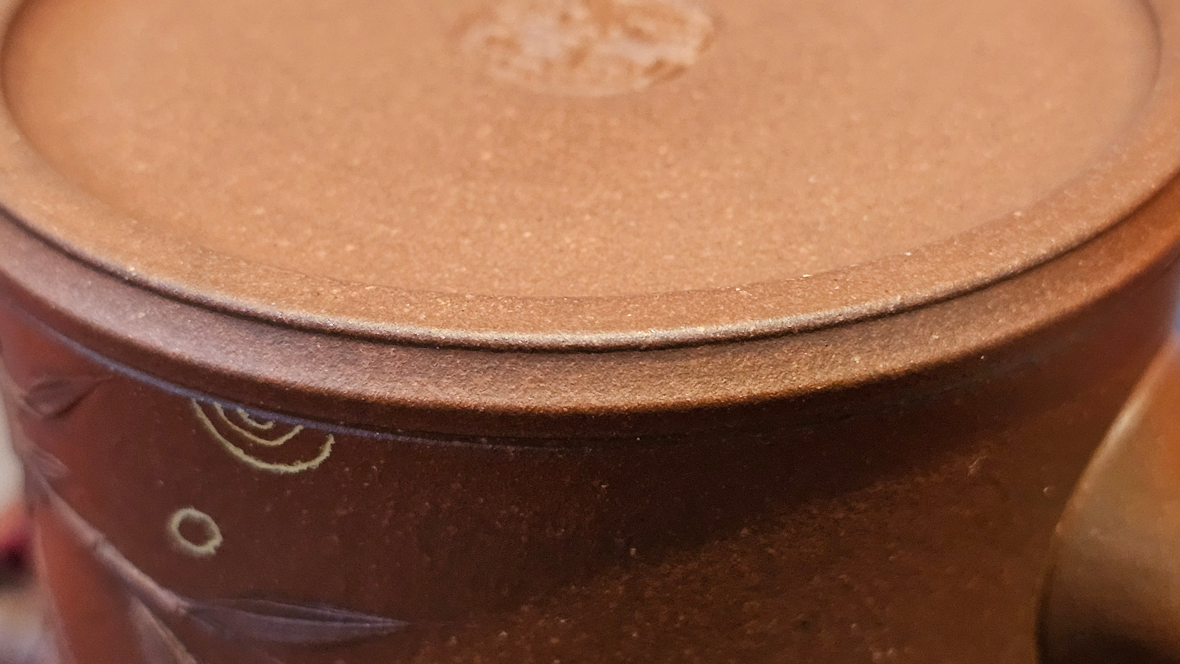 《湘妃竹段》"Xiang Fei Zhu Duan", 244.8ml, Di Cao Qing Zi Ni with Duan Ni Clay embellishments for the characteristic "Xiang Fei Bamboo" Patterns, by L4 Assoc Master Yu Chun Lei 俞春雷 ~!Congratulations to Kungfu Master J.G.! 1122hrs 23rd Nov 2025, New Orleans! LA!