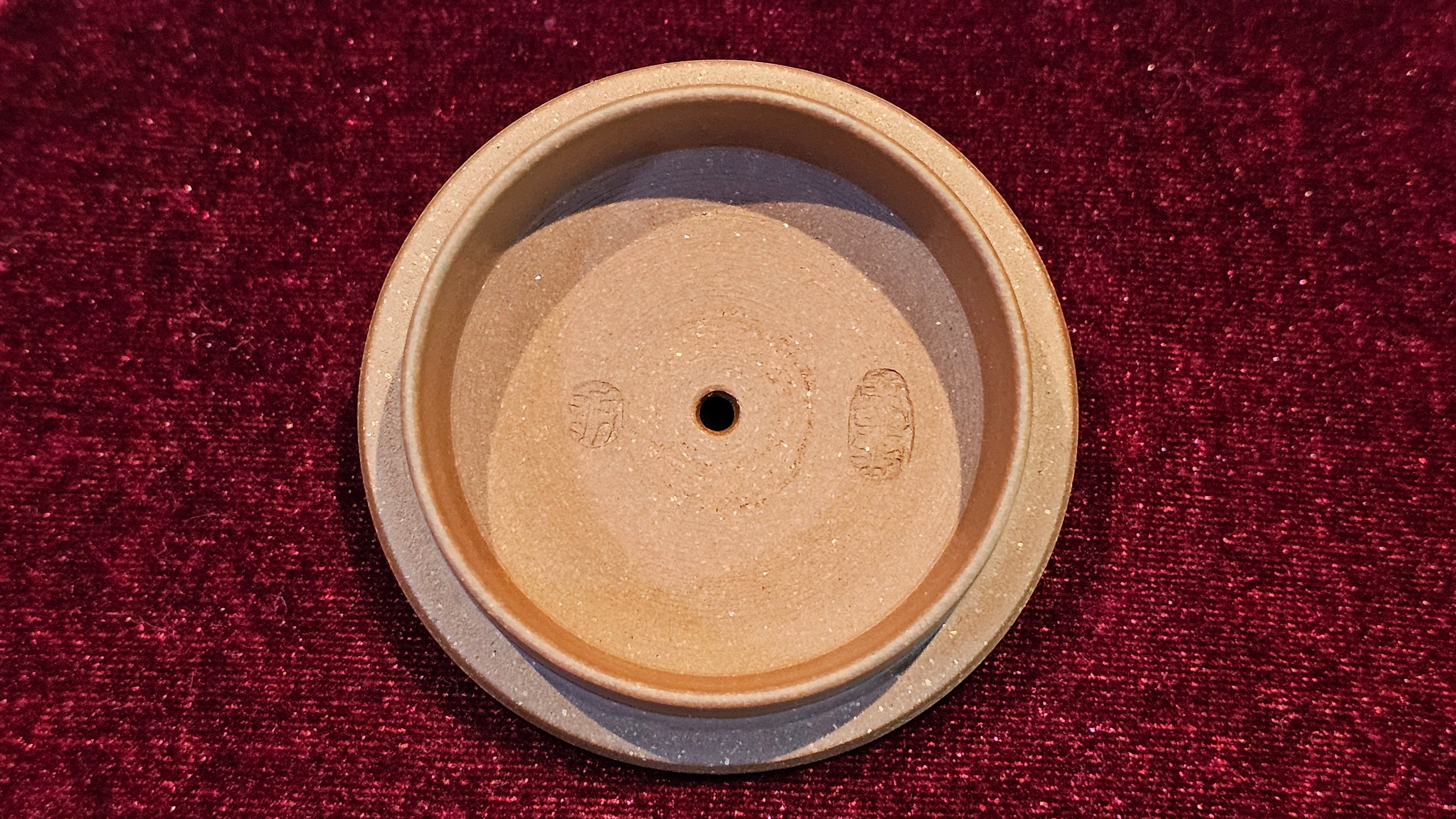 《湘妃竹段》"Xiang Fei Zhu Duan", 244.8ml, Di Cao Qing Zi Ni with Duan Ni Clay embellishments for the characteristic "Xiang Fei Bamboo" Patterns, by L4 Assoc Master Yu Chun Lei 俞春雷 ~!Congratulations to Kungfu Master J.G.! 1122hrs 23rd Nov 2025, New Orleans! LA!