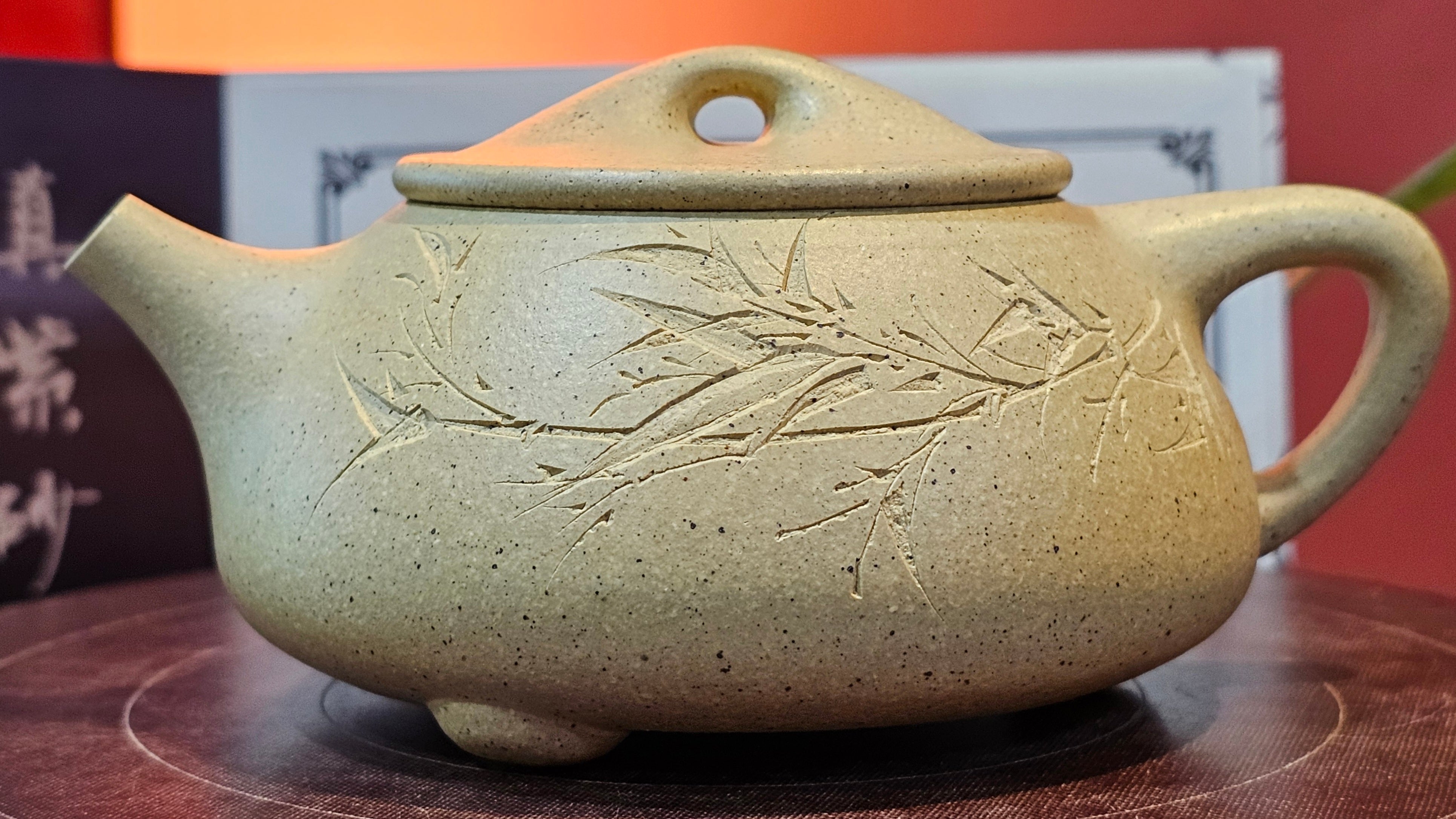 Jing Zhou Shi Piao 景舟石瓢, Zhi Ma Duan Ni 芝麻段泥, 186.8ml, by Craftsman Gu Xiao Ming 顾小明; Engraving of Bamboo & Poem in Kai Shu 竹与诗词(楷书)刻绘 by Craftsman Ruo Xi 若兮 ~ Congratulations!to Mr M.B.! 0132hrs 26th Nov 2025, Los Angeles! CA!