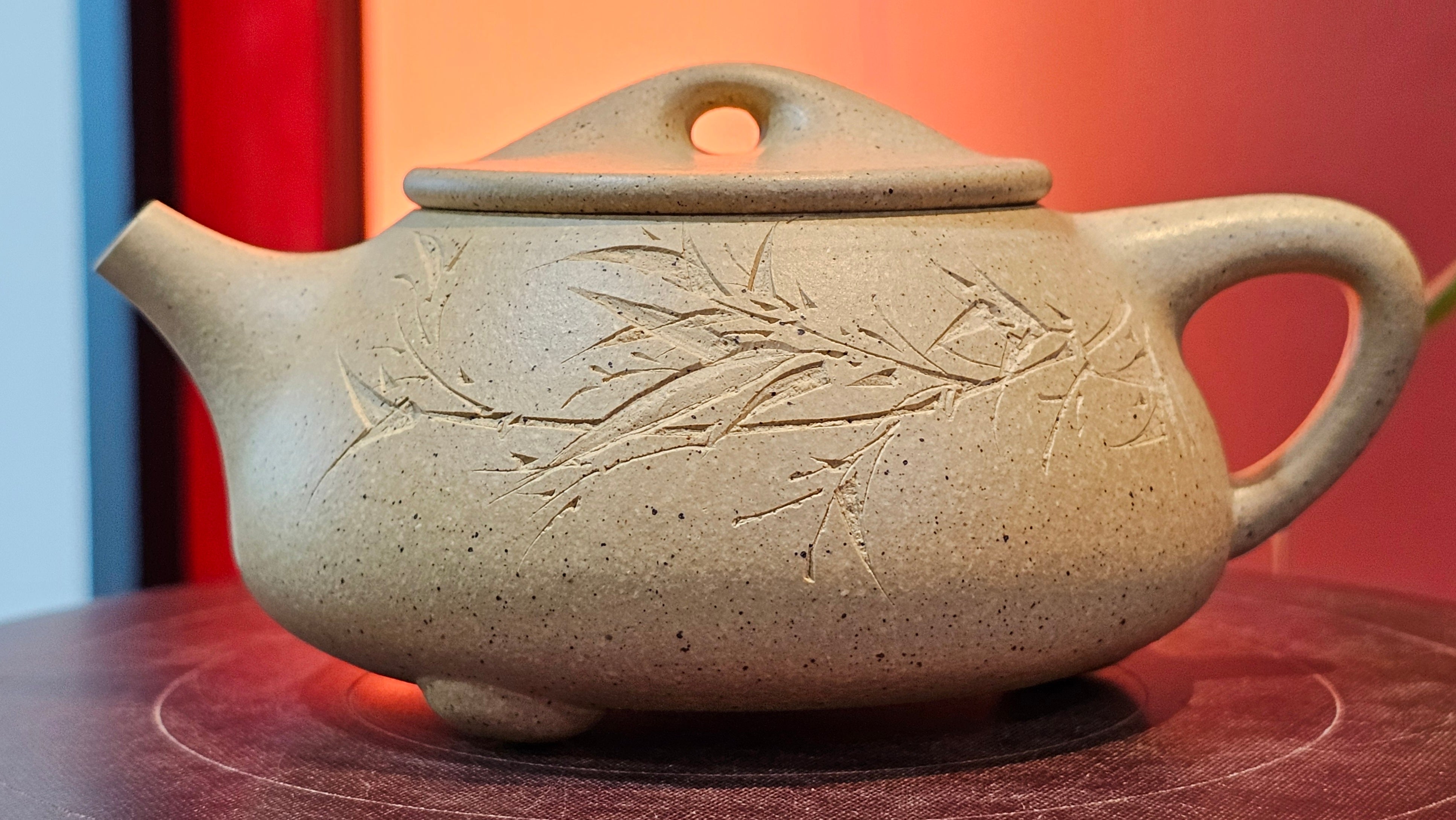 Jing Zhou Shi Piao 景舟石瓢, Zhi Ma Duan Ni 芝麻段泥, 186.8ml, by Craftsman Gu Xiao Ming 顾小明; Engraving of Bamboo & Poem in Kai Shu 竹与诗词(楷书)刻绘 by Craftsman Ruo Xi 若兮 ~ Congratulations!to Mr M.B.! 0132hrs 26th Nov 2025, Los Angeles! CA!