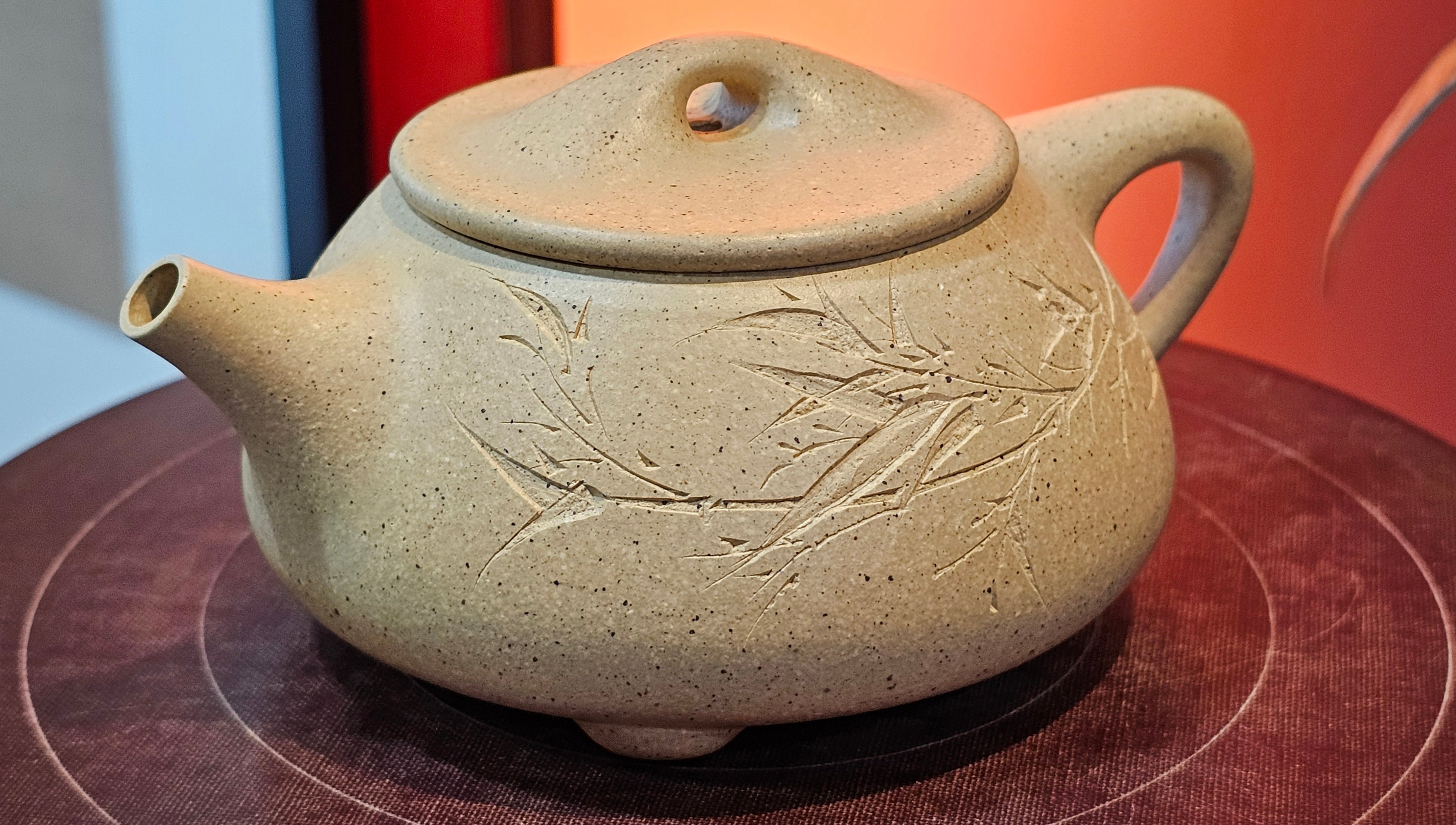 Jing Zhou Shi Piao 景舟石瓢, Zhi Ma Duan Ni 芝麻段泥, 186.8ml, by Craftsman Gu Xiao Ming 顾小明; Engraving of Bamboo & Poem in Kai Shu 竹与诗词(楷书)刻绘 by Craftsman Ruo Xi 若兮 ~ Congratulations!to Mr M.B.! 0132hrs 26th Nov 2025, Los Angeles! CA!