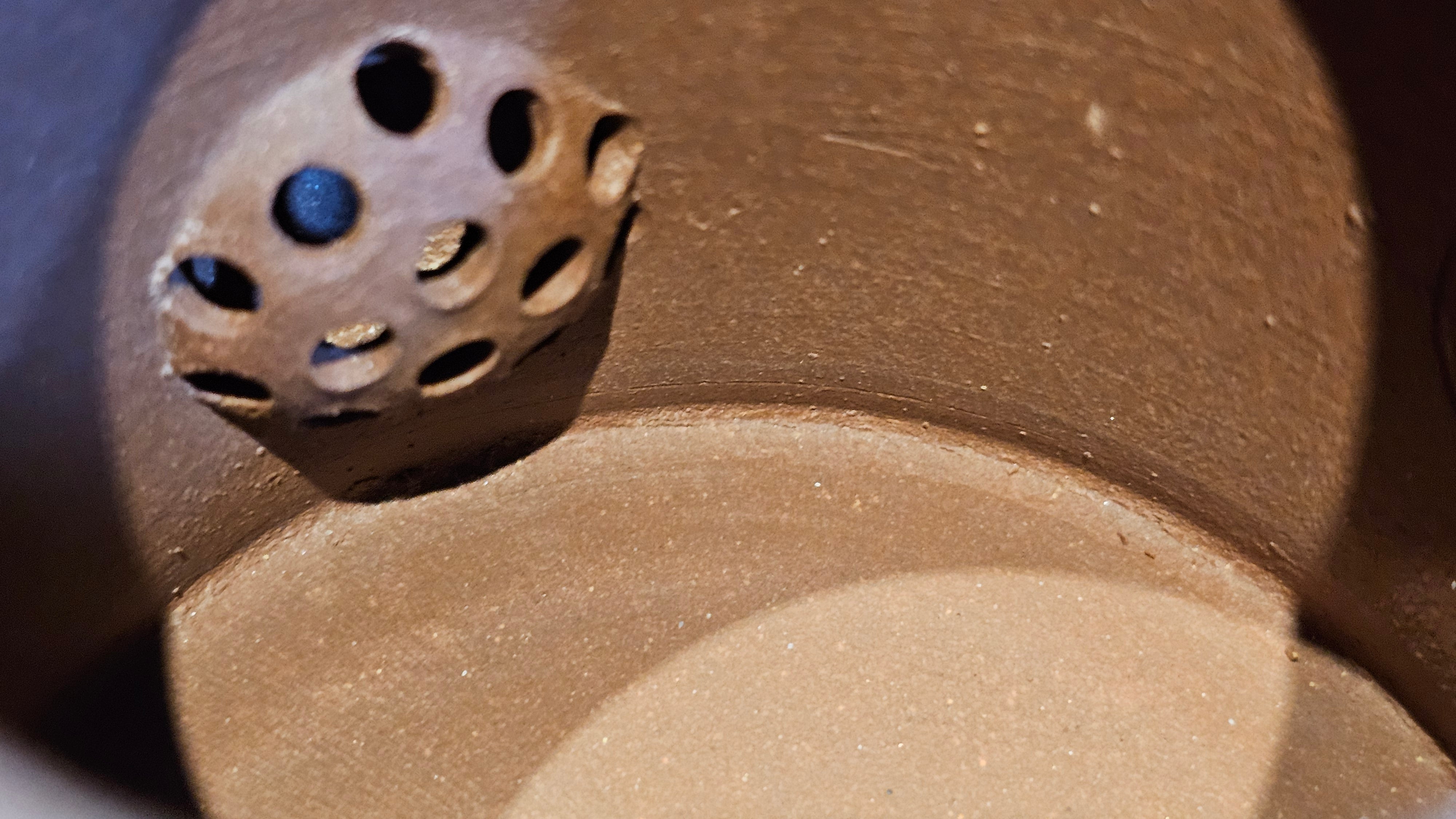 《湘妃竹段》"Xiang Fei Zhu Duan", 244.8ml, Di Cao Qing Zi Ni with Duan Ni Clay embellishments for the characteristic "Xiang Fei Bamboo" Patterns, by L4 Assoc Master Yu Chun Lei 俞春雷 ~!Congratulations to Kungfu Master J.G.! 1122hrs 23rd Nov 2025, New Orleans! LA!