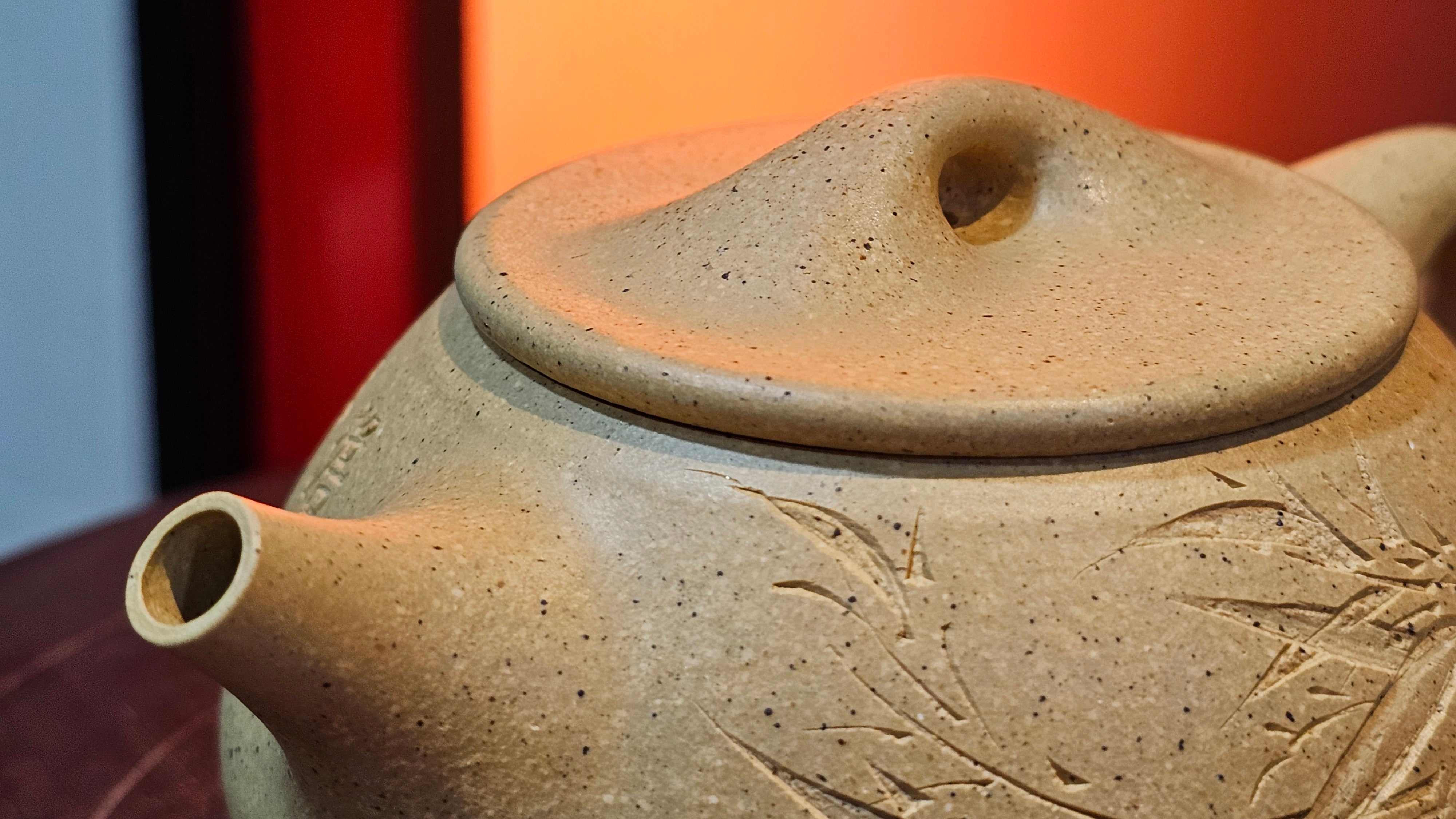 Jing Zhou Shi Piao 景舟石瓢, Zhi Ma Duan Ni 芝麻段泥, 186.8ml, by Craftsman Gu Xiao Ming 顾小明; Engraving of Bamboo & Poem in Kai Shu 竹与诗词(楷书)刻绘 by Craftsman Ruo Xi 若兮 ~ Congratulations!to Mr M.B.! 0132hrs 26th Nov 2025, Los Angeles! CA!