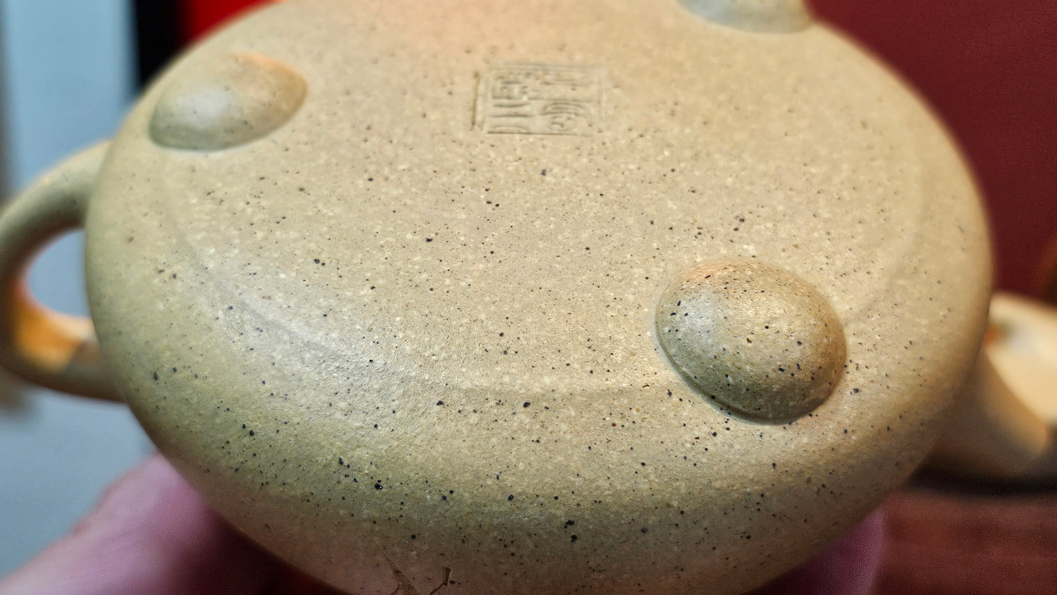 Jing Zhou Shi Piao 景舟石瓢, Zhi Ma Duan Ni 芝麻段泥, 186.8ml, by Craftsman Gu Xiao Ming 顾小明; Engraving of Bamboo & Poem in Kai Shu 竹与诗词(楷书)刻绘 by Craftsman Ruo Xi 若兮 ~ Congratulations!to Mr M.B.! 0132hrs 26th Nov 2025, Los Angeles! CA!