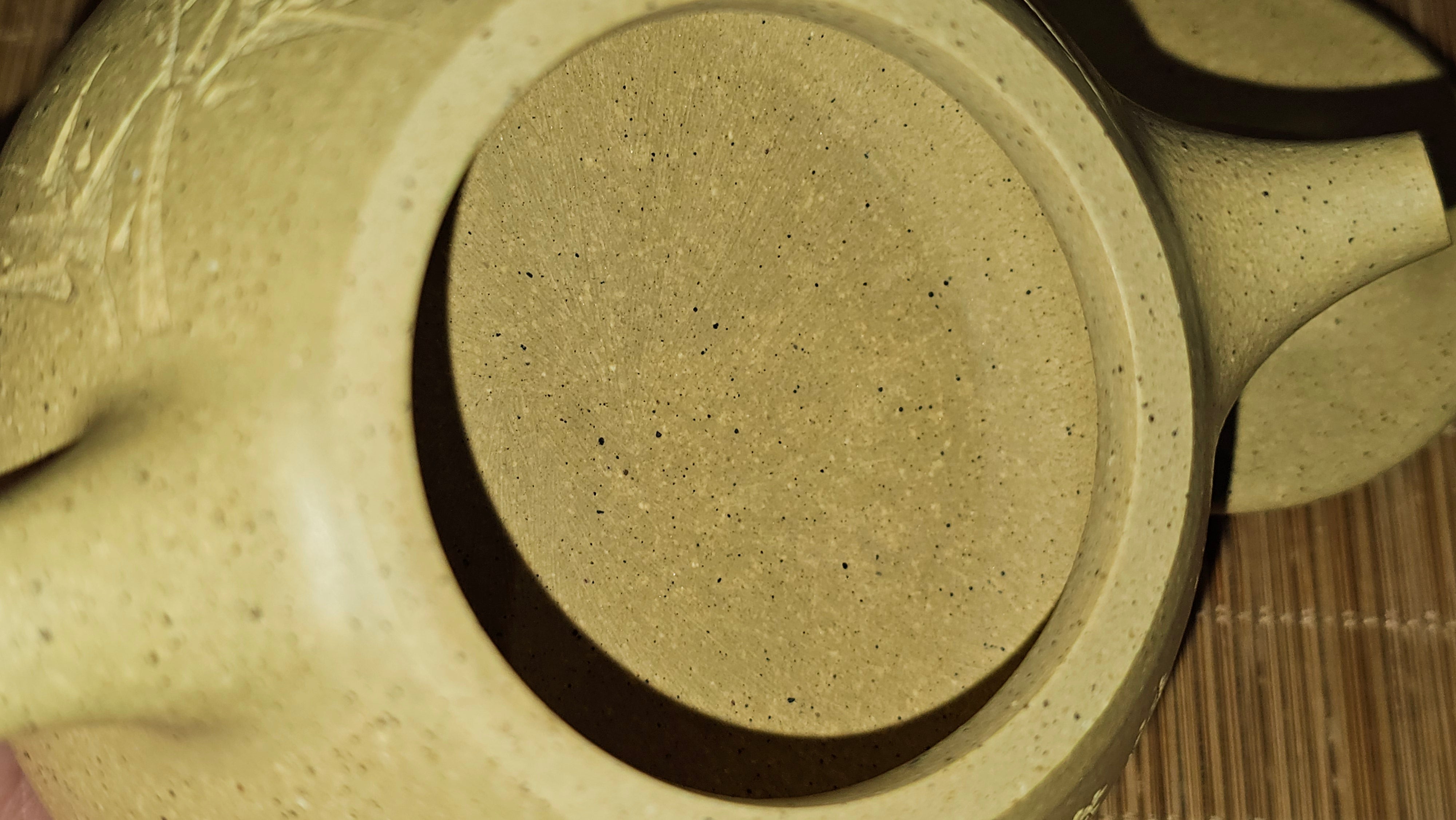 Jing Zhou Shi Piao 景舟石瓢, Zhi Ma Duan Ni 芝麻段泥, 186.8ml, by Craftsman Gu Xiao Ming 顾小明; Engraving of Bamboo & Poem in Kai Shu 竹与诗词(楷书)刻绘 by Craftsman Ruo Xi 若兮 ~ Congratulations!to Mr M.B.! 0132hrs 26th Nov 2025, Los Angeles! CA!