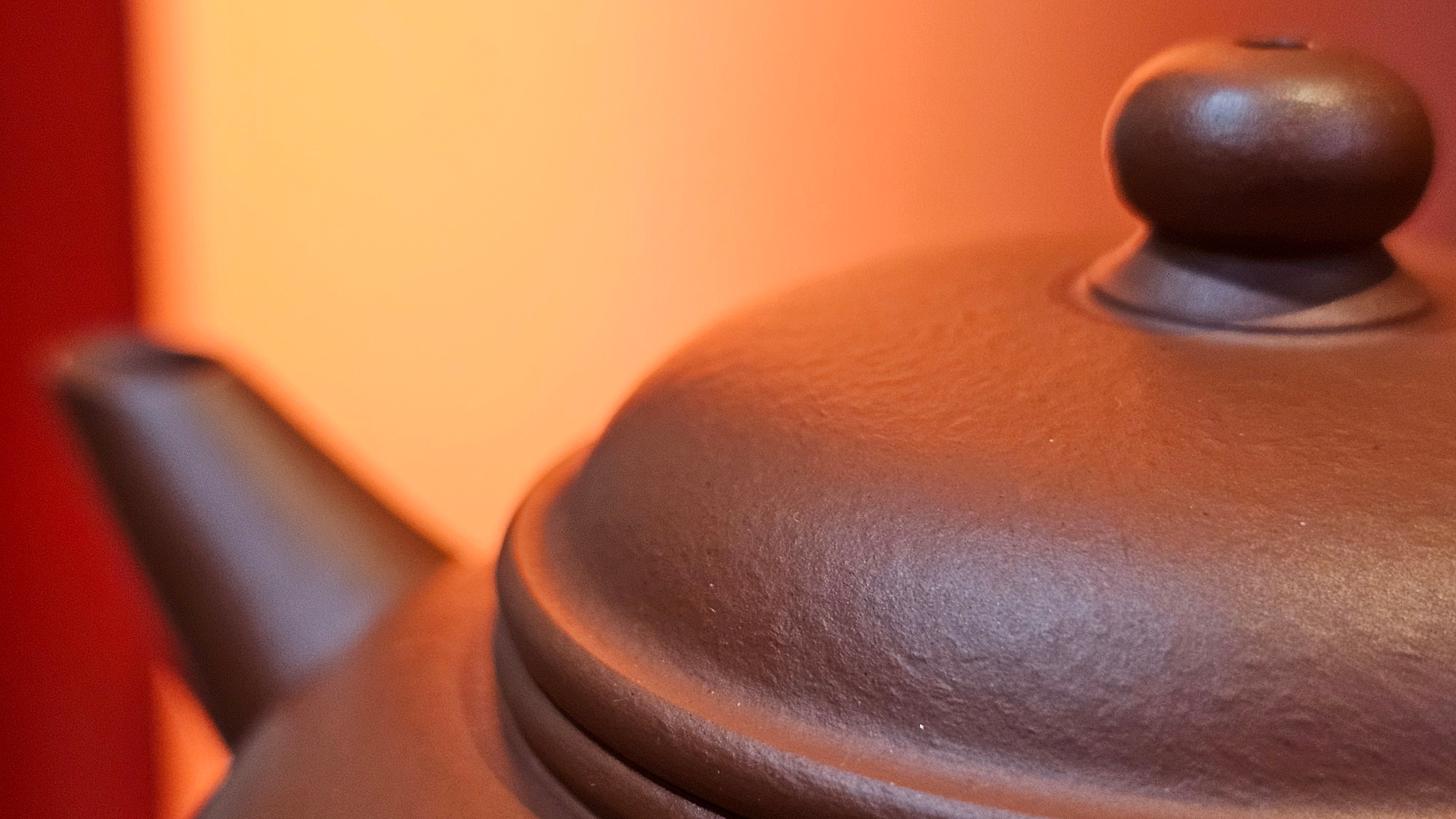 Shui Ping 水平, 156.3ml, Xiao Mei Yao Zhu Ni 小煤窑朱泥, by our Craftsman Chen Yue Fei 陈跃飞, "平步青云" and Bamboo Engraving by Craftsman Yi De Shu 一德书。