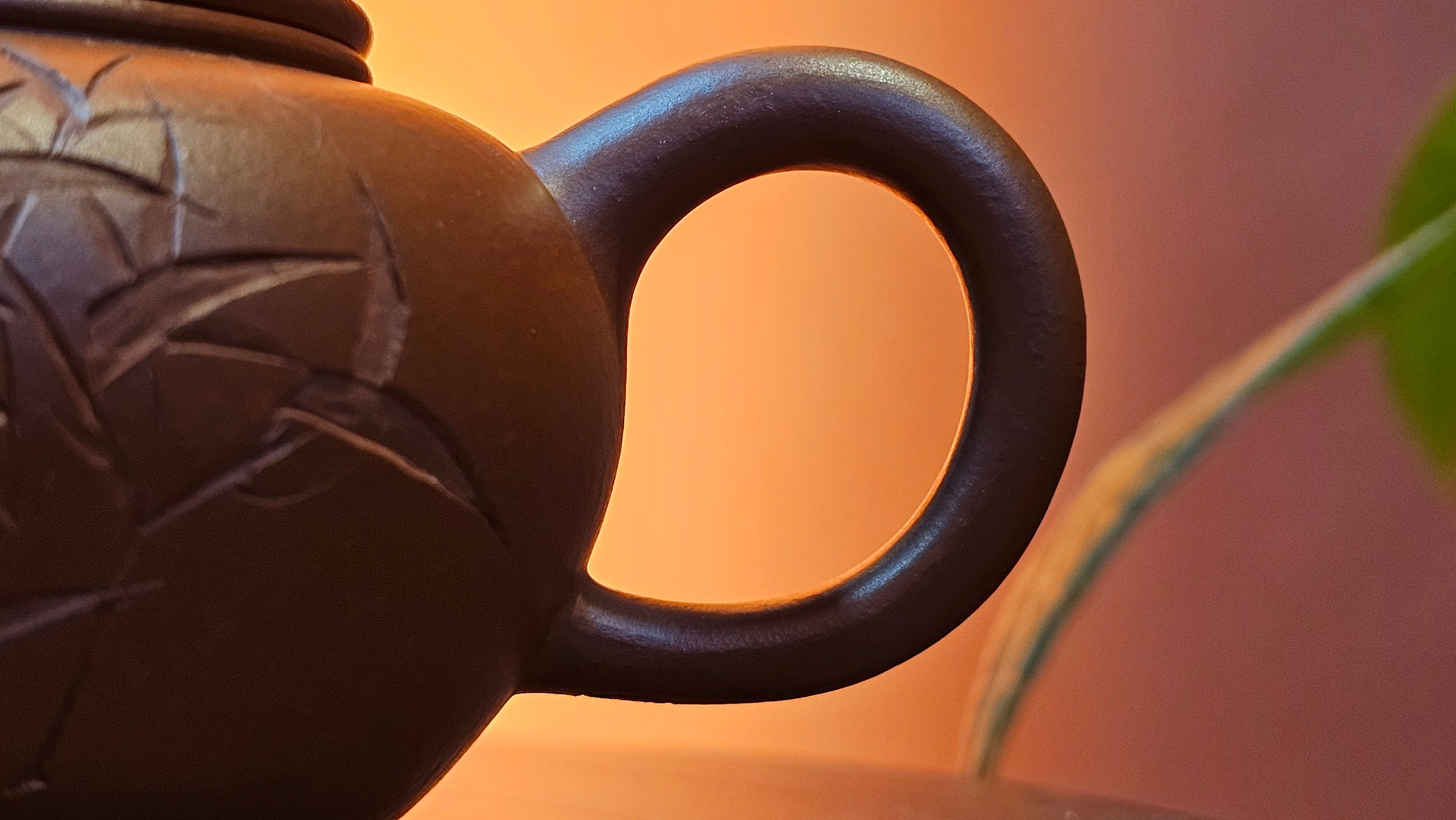 Shui Ping 水平, 156.3ml, Xiao Mei Yao Zhu Ni 小煤窑朱泥, by our Craftsman Chen Yue Fei 陈跃飞, "平步青云" and Bamboo Engraving by Craftsman Yi De Shu 一德书。