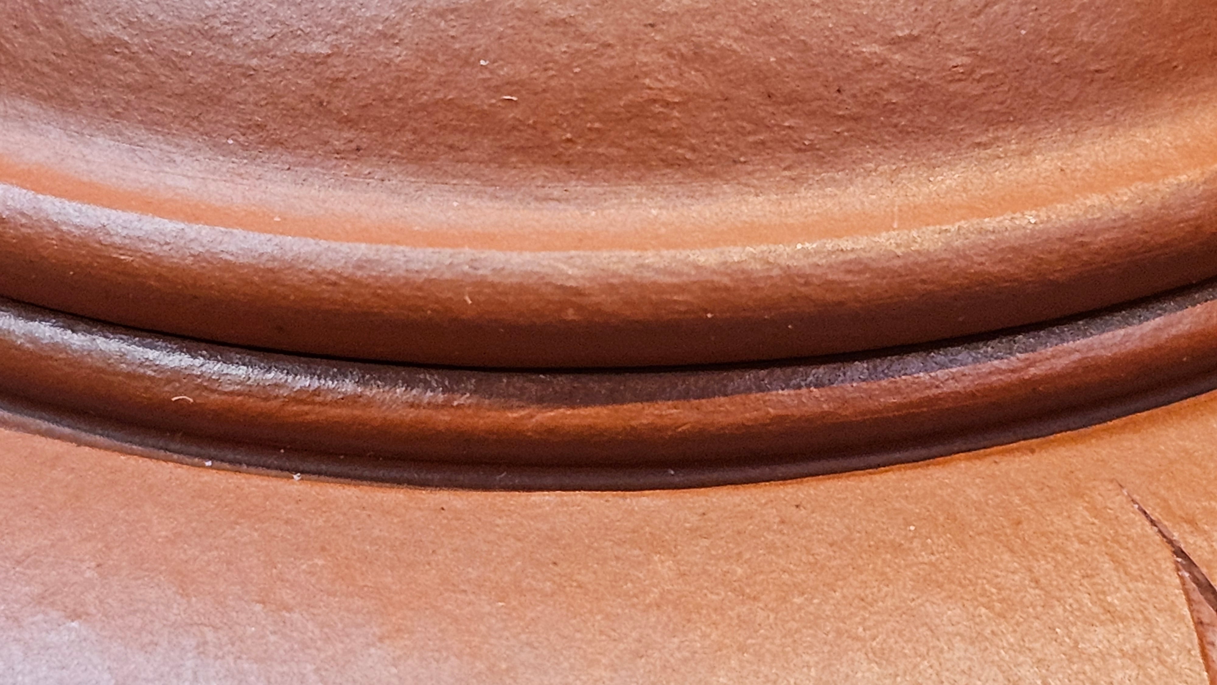 Shui Ping 水平, 156.3ml, Xiao Mei Yao Zhu Ni 小煤窑朱泥, by our Craftsman Chen Yue Fei 陈跃飞, "平步青云" and Bamboo Engraving by Craftsman Yi De Shu 一德书。