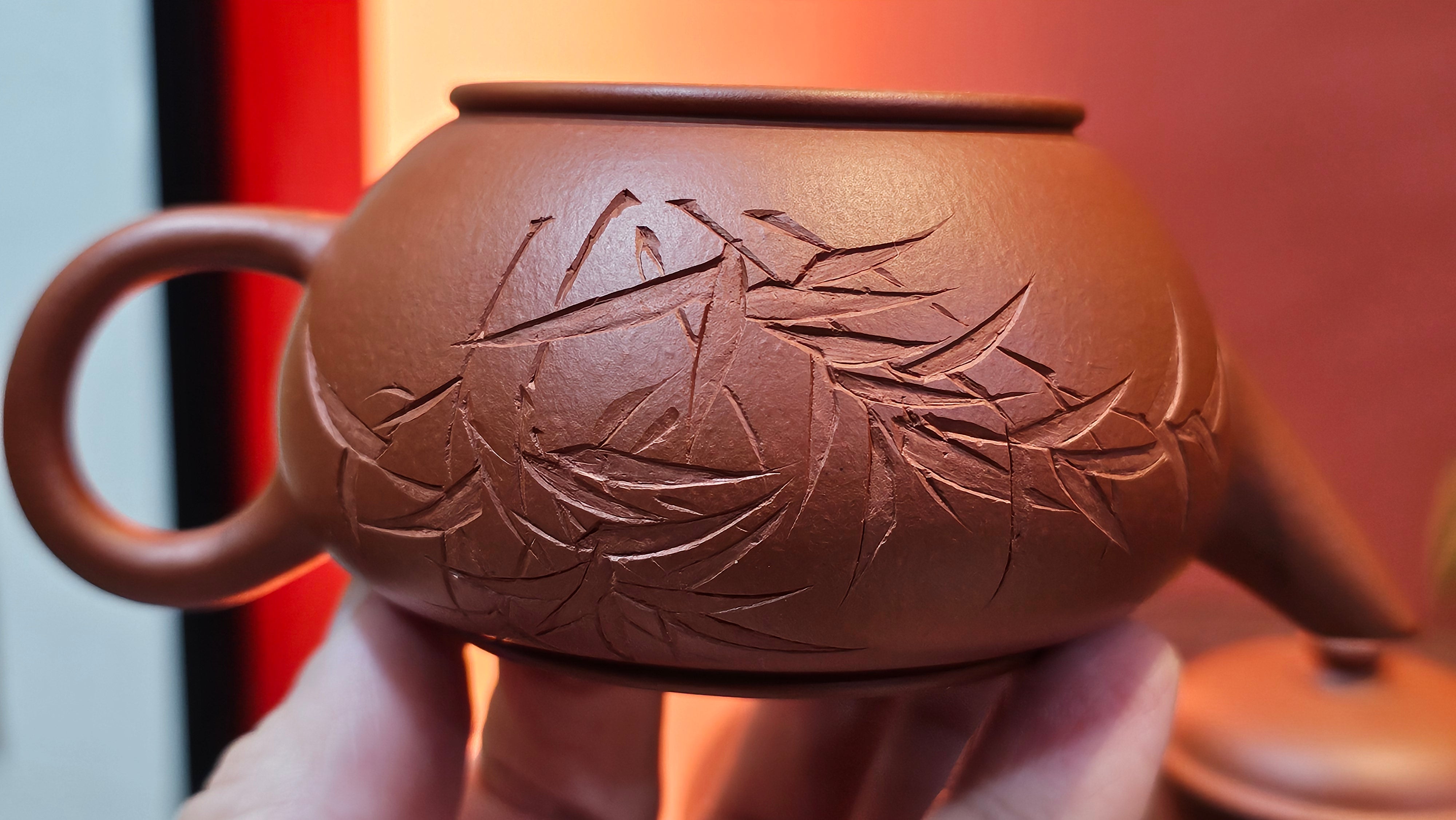 Shui Ping 水平, 156.3ml, Xiao Mei Yao Zhu Ni 小煤窑朱泥, by our Craftsman Chen Yue Fei 陈跃飞, "平步青云" and Bamboo Engraving by Craftsman Yi De Shu 一德书。