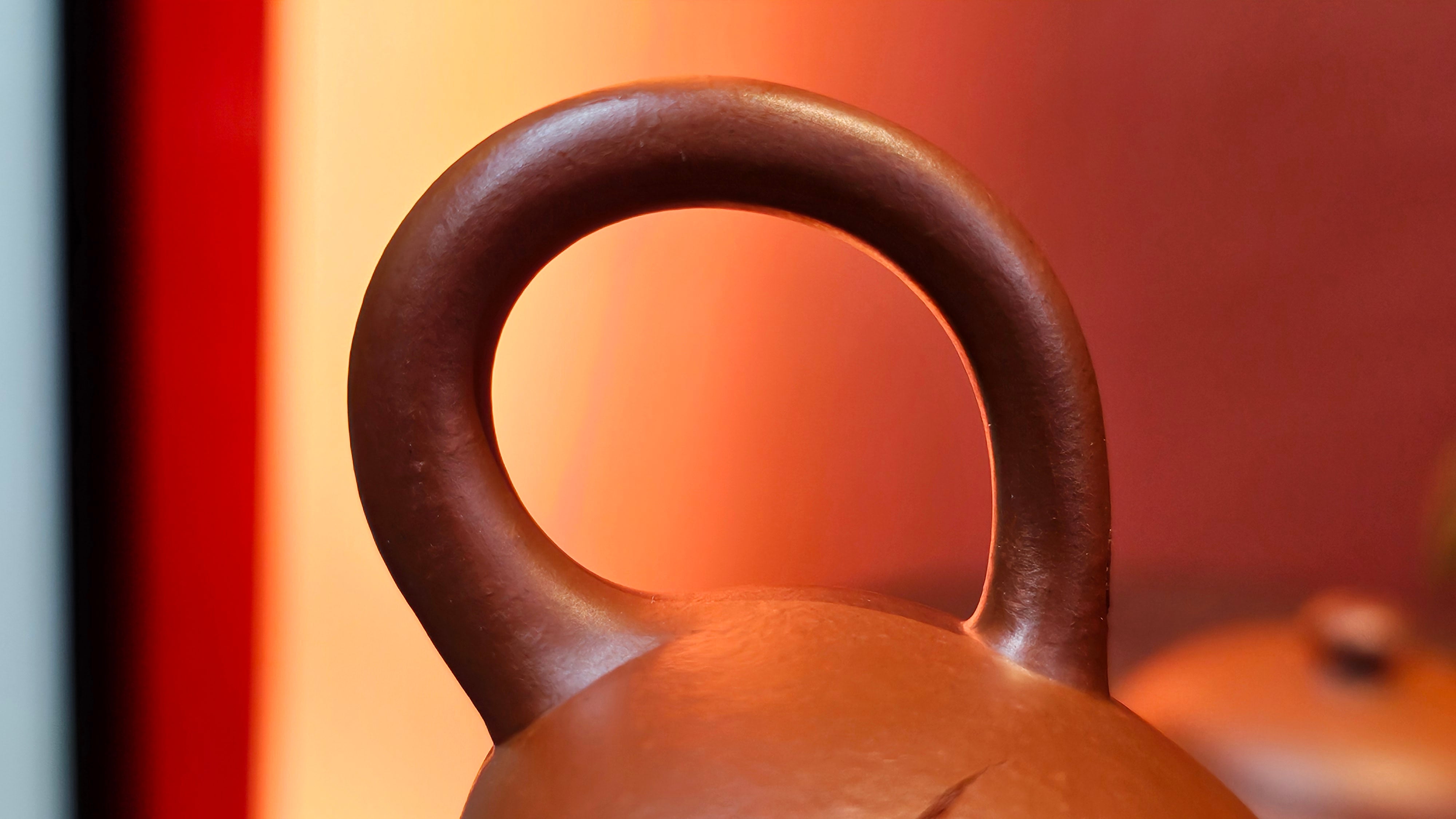 Shui Ping 水平, 156.3ml, Xiao Mei Yao Zhu Ni 小煤窑朱泥, by our Craftsman Chen Yue Fei 陈跃飞, "平步青云" and Bamboo Engraving by Craftsman Yi De Shu 一德书。