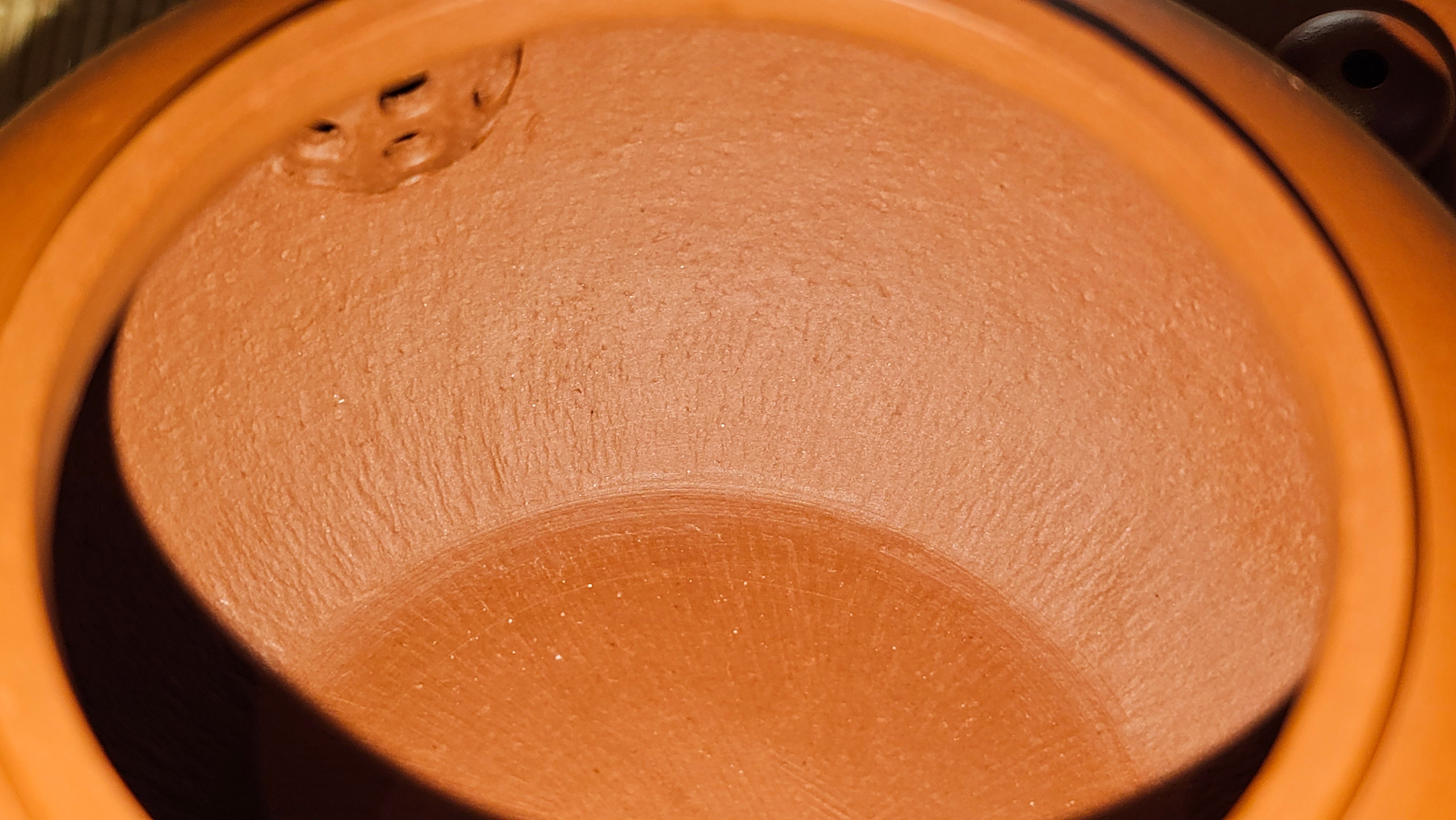 Shui Ping 水平, 156.3ml, Xiao Mei Yao Zhu Ni 小煤窑朱泥, by our Craftsman Chen Yue Fei 陈跃飞, "平步青云" and Bamboo Engraving by Craftsman Yi De Shu 一德书。