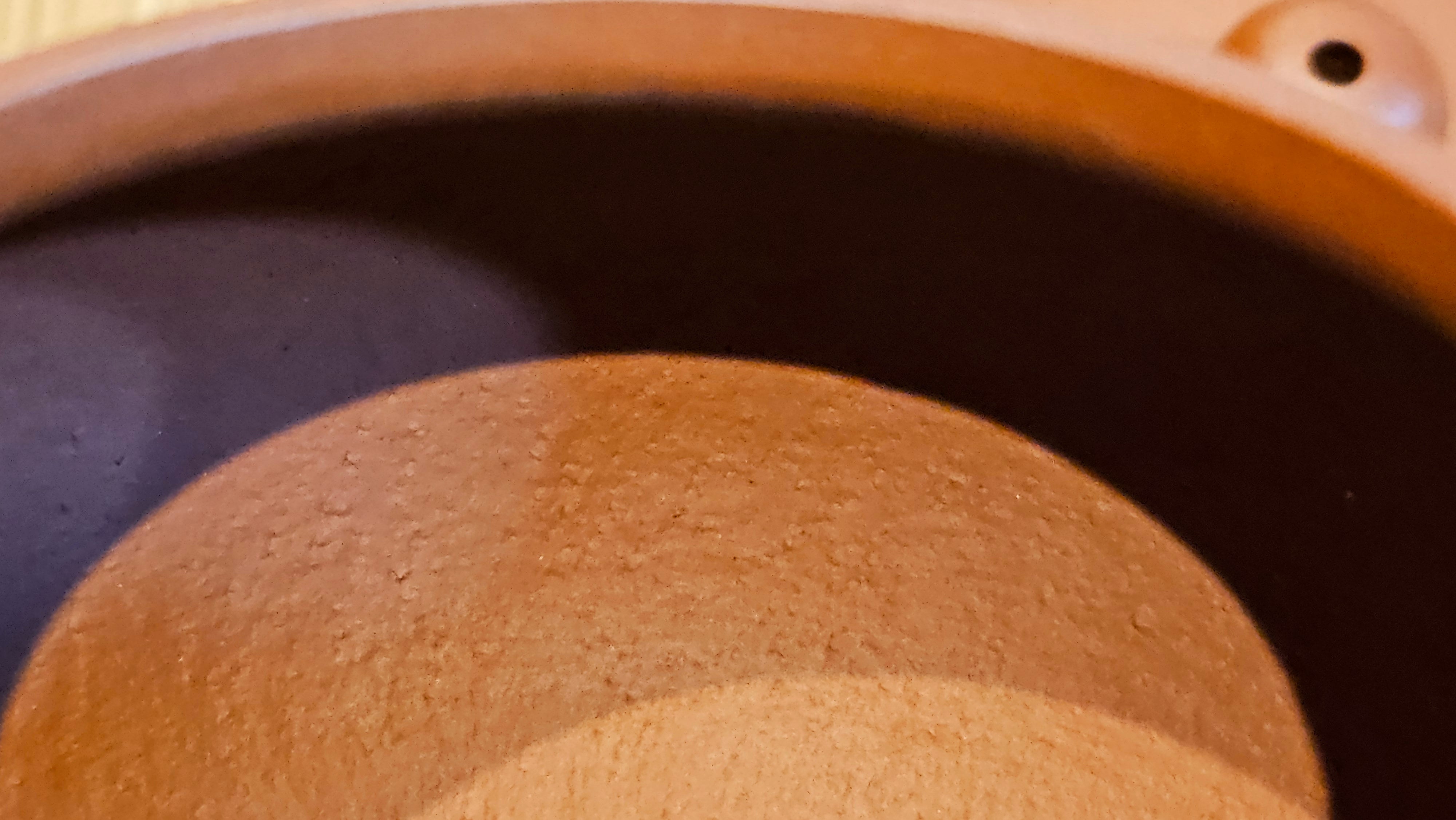 Shui Ping 水平, 156.3ml, Xiao Mei Yao Zhu Ni 小煤窑朱泥, by our Craftsman Chen Yue Fei 陈跃飞, "平步青云" and Bamboo Engraving by Craftsman Yi De Shu 一德书。