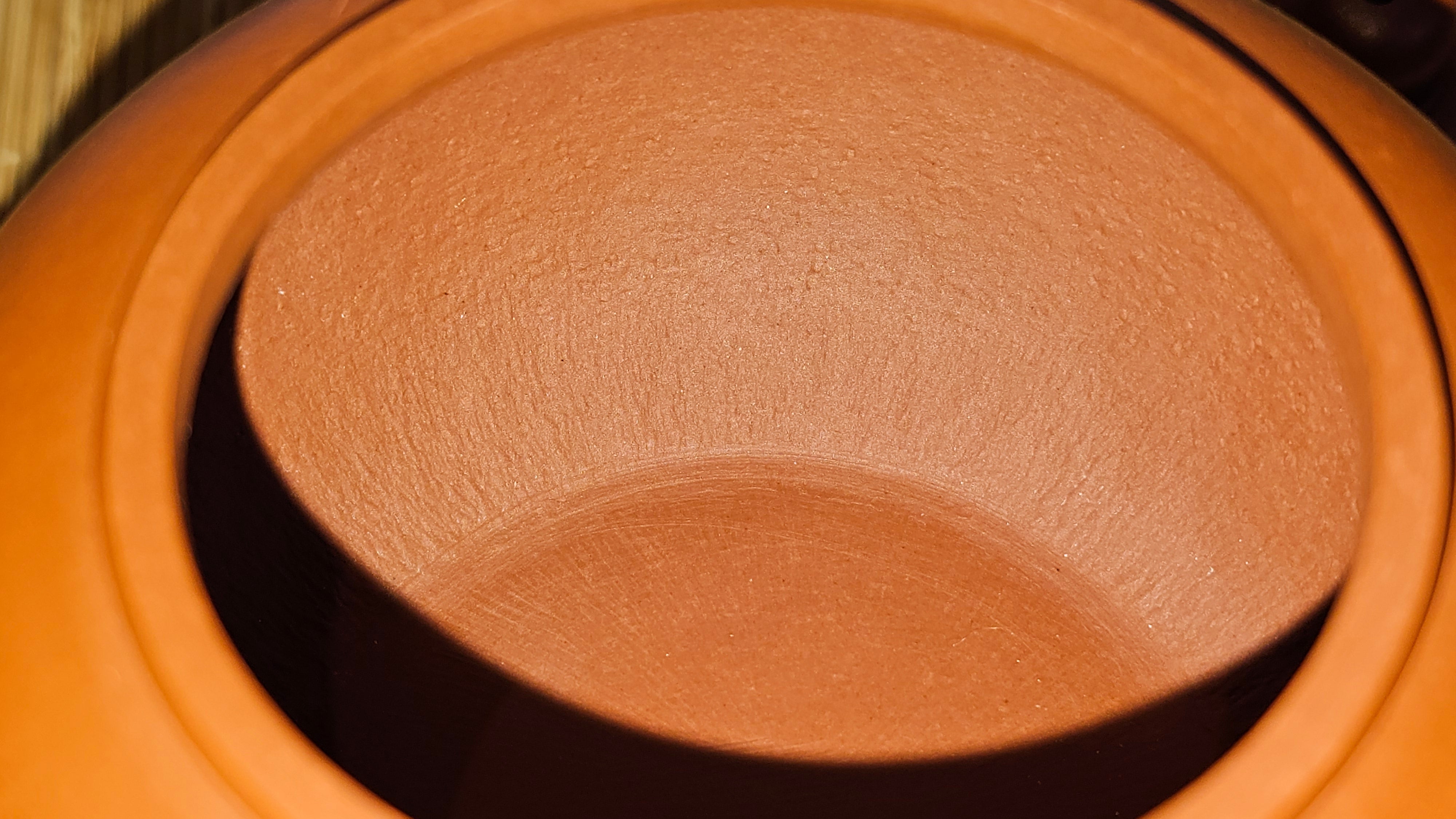 Shui Ping 水平, 156.3ml, Xiao Mei Yao Zhu Ni 小煤窑朱泥, by our Craftsman Chen Yue Fei 陈跃飞, "平步青云" and Bamboo Engraving by Craftsman Yi De Shu 一德书。