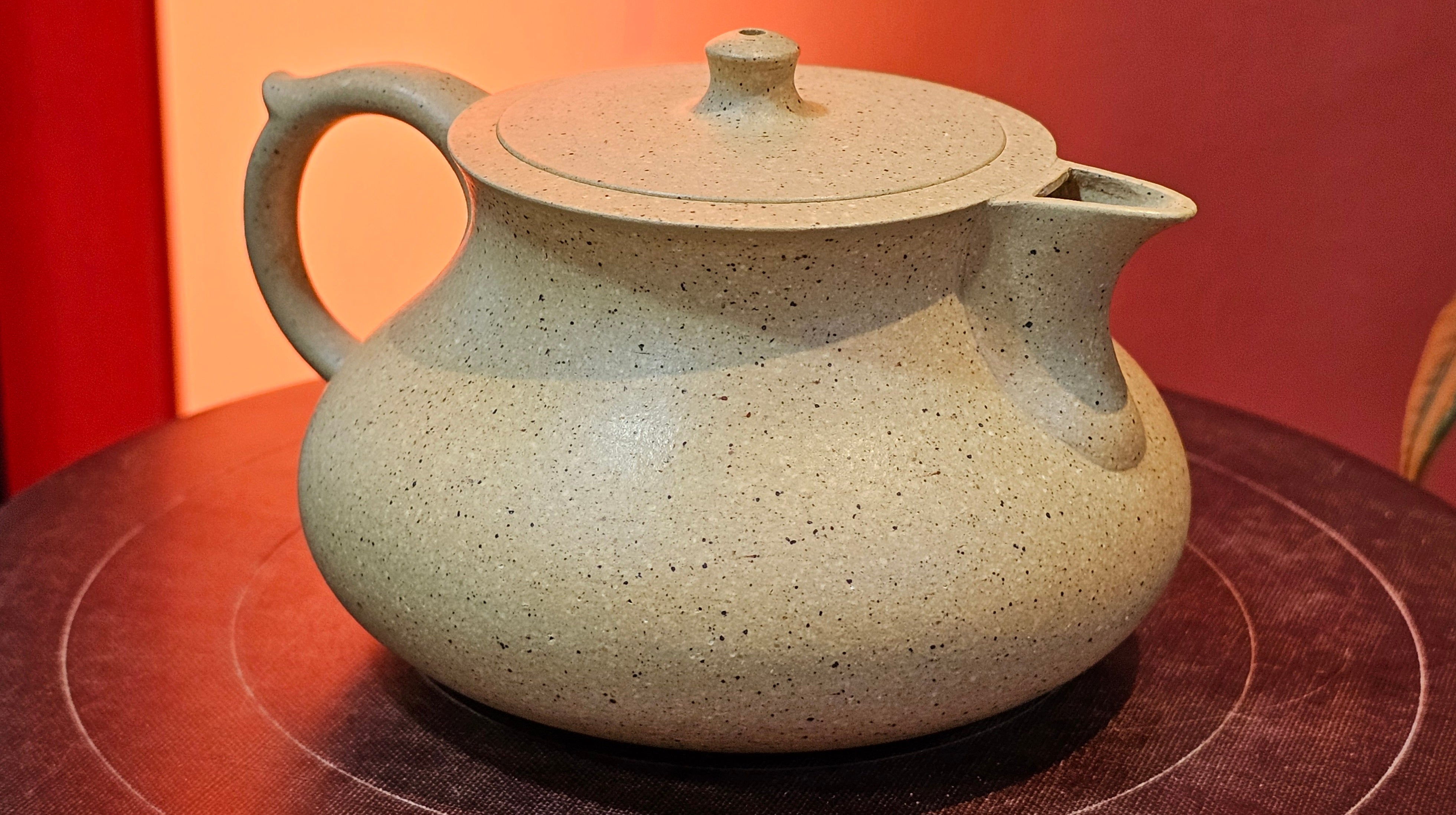 Le Rong《乐荣》, 186.3ml, Zhi Ma Duan Ni 芝麻段泥, by Craftsman Gu Xiao Ming 顾小明 ~ Congratulations to!Mr K.F., 1828hrs 25th Nov 2026, Chamblee! GA!