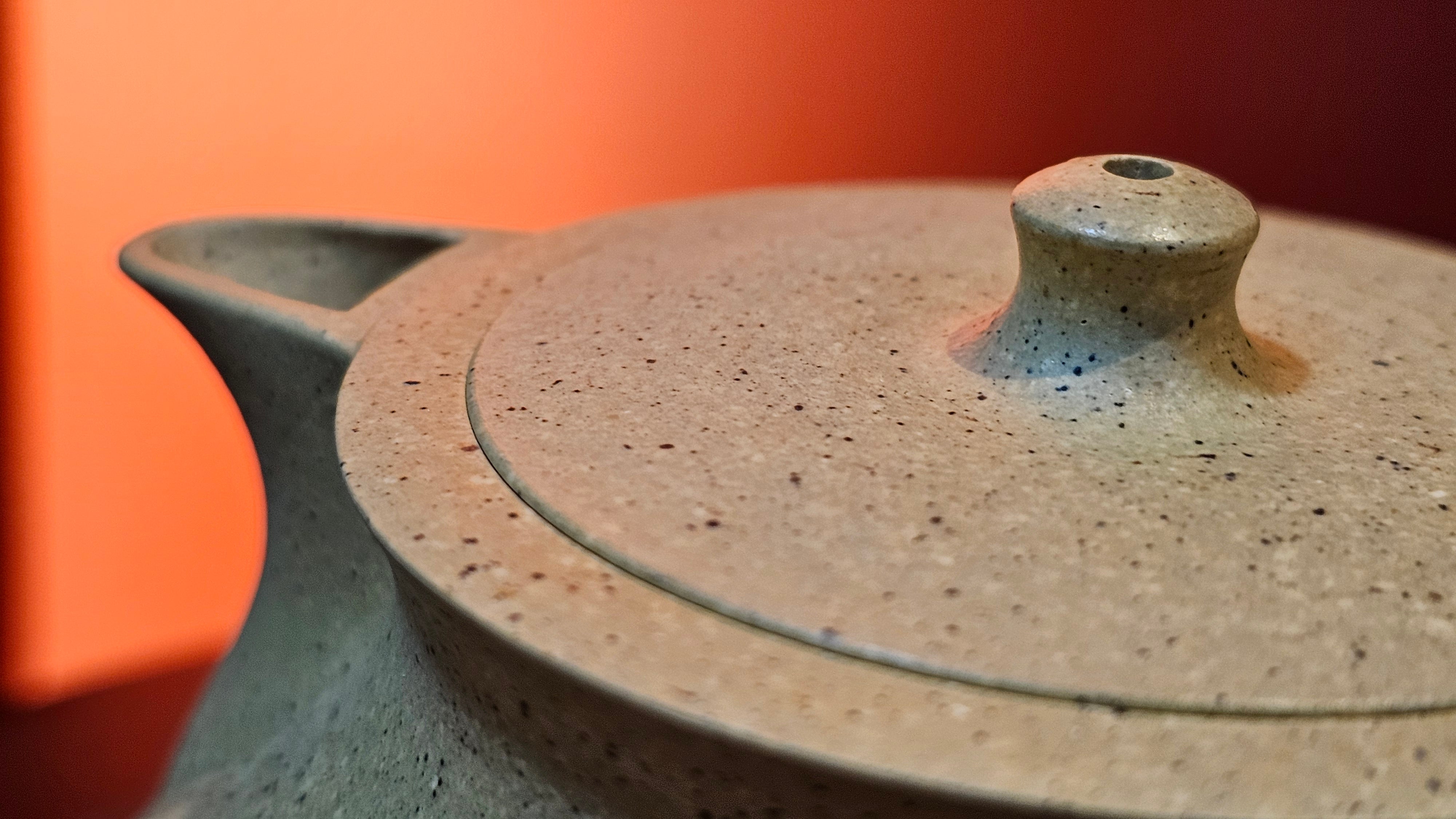 Le Rong《乐荣》, 186.3ml, Zhi Ma Duan Ni 芝麻段泥, by Craftsman Gu Xiao Ming 顾小明 ~ Congratulations to!Mr K.F., 1828hrs 25th Nov 2026, Chamblee! GA!