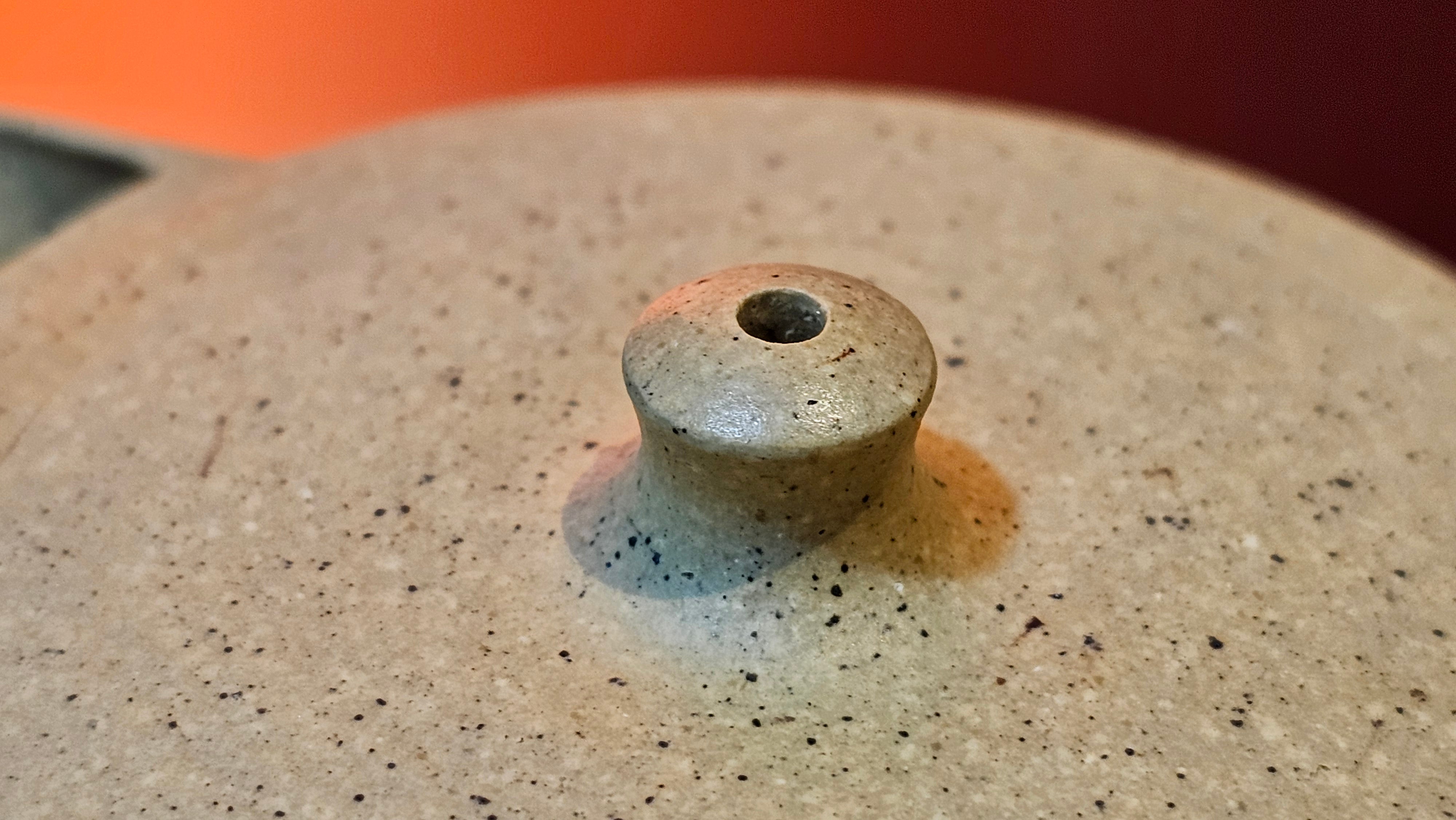 Le Rong《乐荣》, 186.3ml, Zhi Ma Duan Ni 芝麻段泥, by Craftsman Gu Xiao Ming 顾小明 ~ Congratulations to!Mr K.F., 1828hrs 25th Nov 2026, Chamblee! GA!