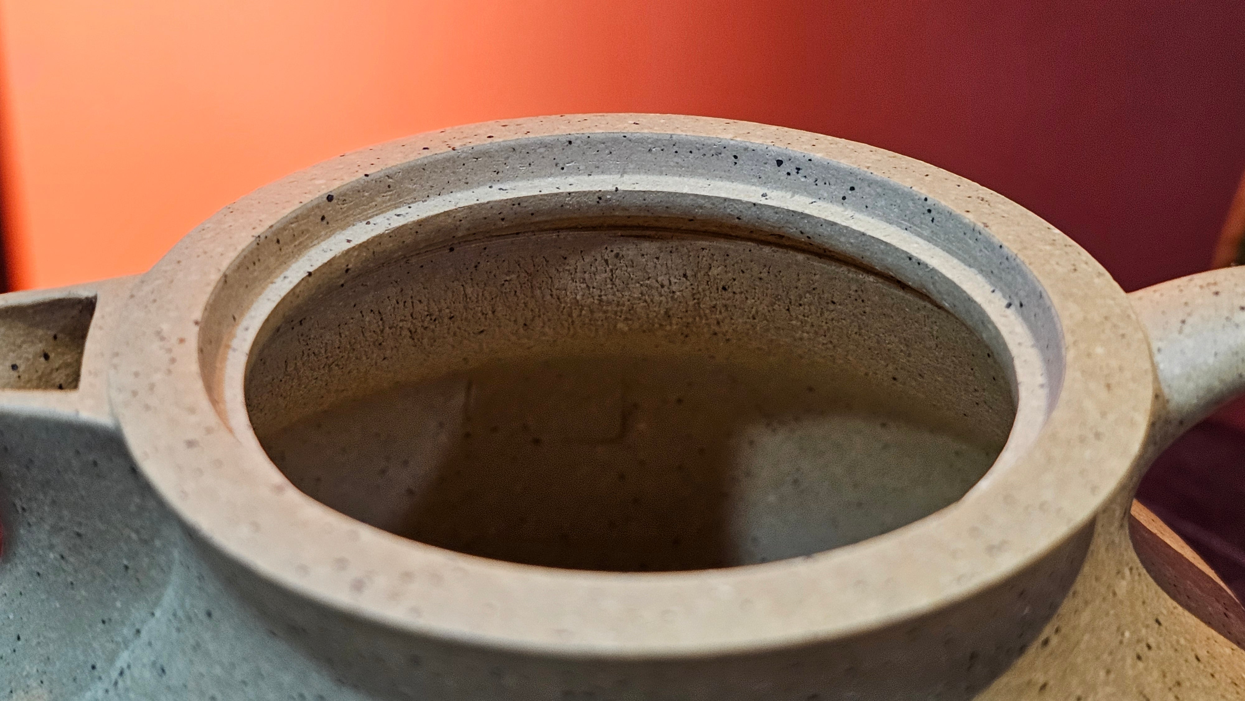 Le Rong《乐荣》, 186.3ml, Zhi Ma Duan Ni 芝麻段泥, by Craftsman Gu Xiao Ming 顾小明 ~ Congratulations to!Mr K.F., 1828hrs 25th Nov 2026, Chamblee! GA!