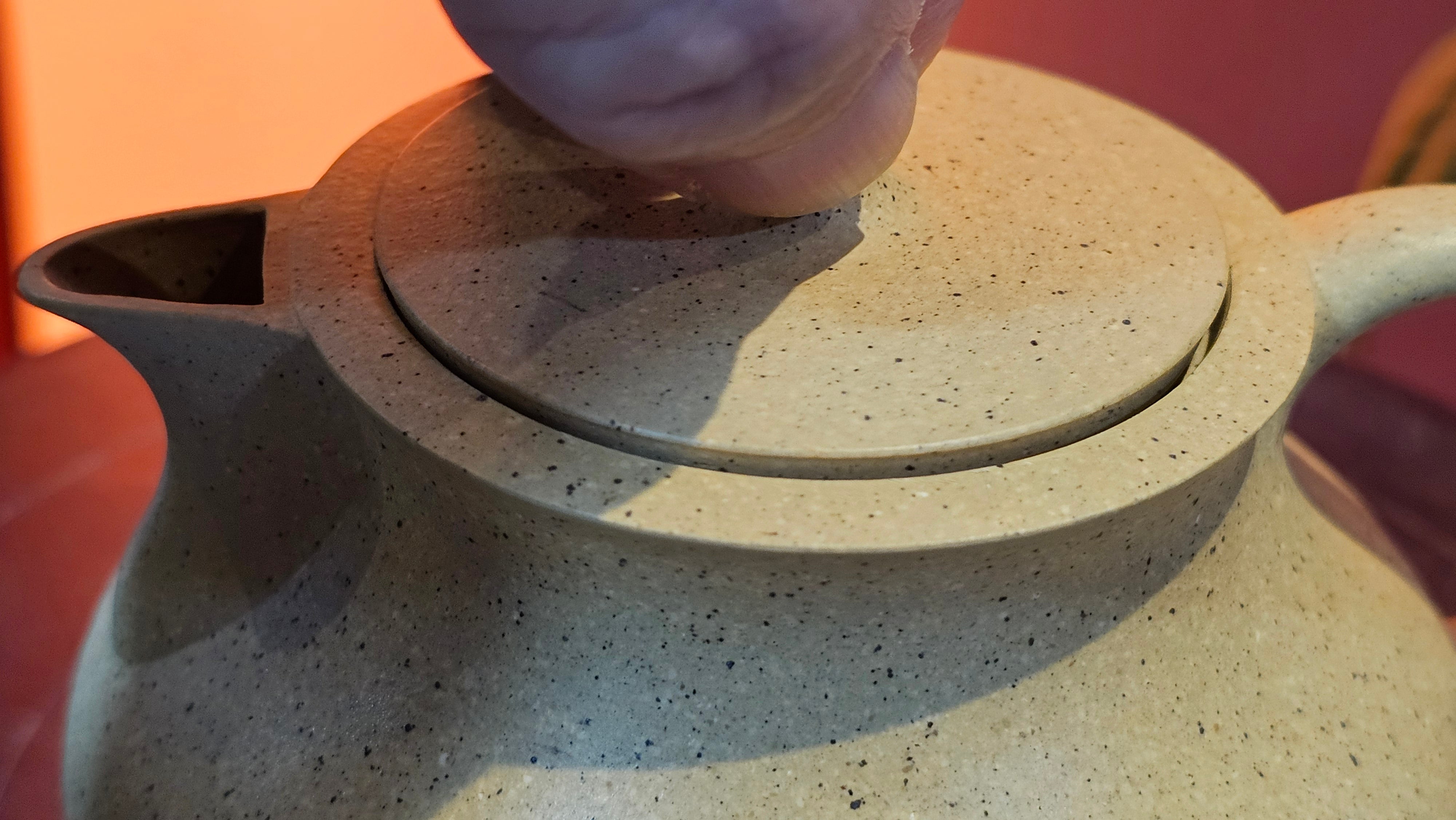 Le Rong《乐荣》, 186.3ml, Zhi Ma Duan Ni 芝麻段泥, by Craftsman Gu Xiao Ming 顾小明 ~ Congratulations to!Mr K.F., 1828hrs 25th Nov 2026, Chamblee! GA!