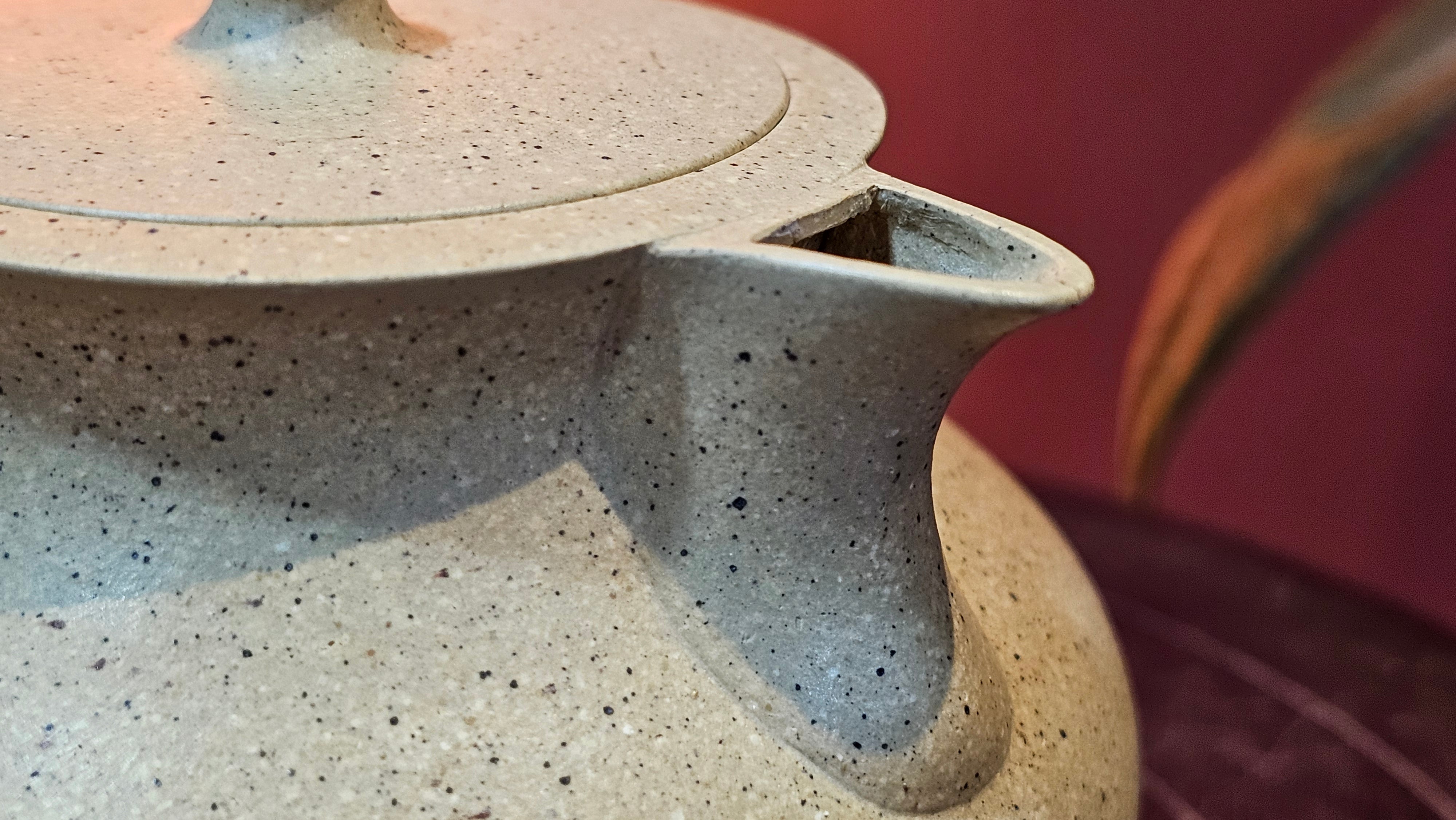 Le Rong《乐荣》, 186.3ml, Zhi Ma Duan Ni 芝麻段泥, by Craftsman Gu Xiao Ming 顾小明 ~ Congratulations to!Mr K.F., 1828hrs 25th Nov 2026, Chamblee! GA!