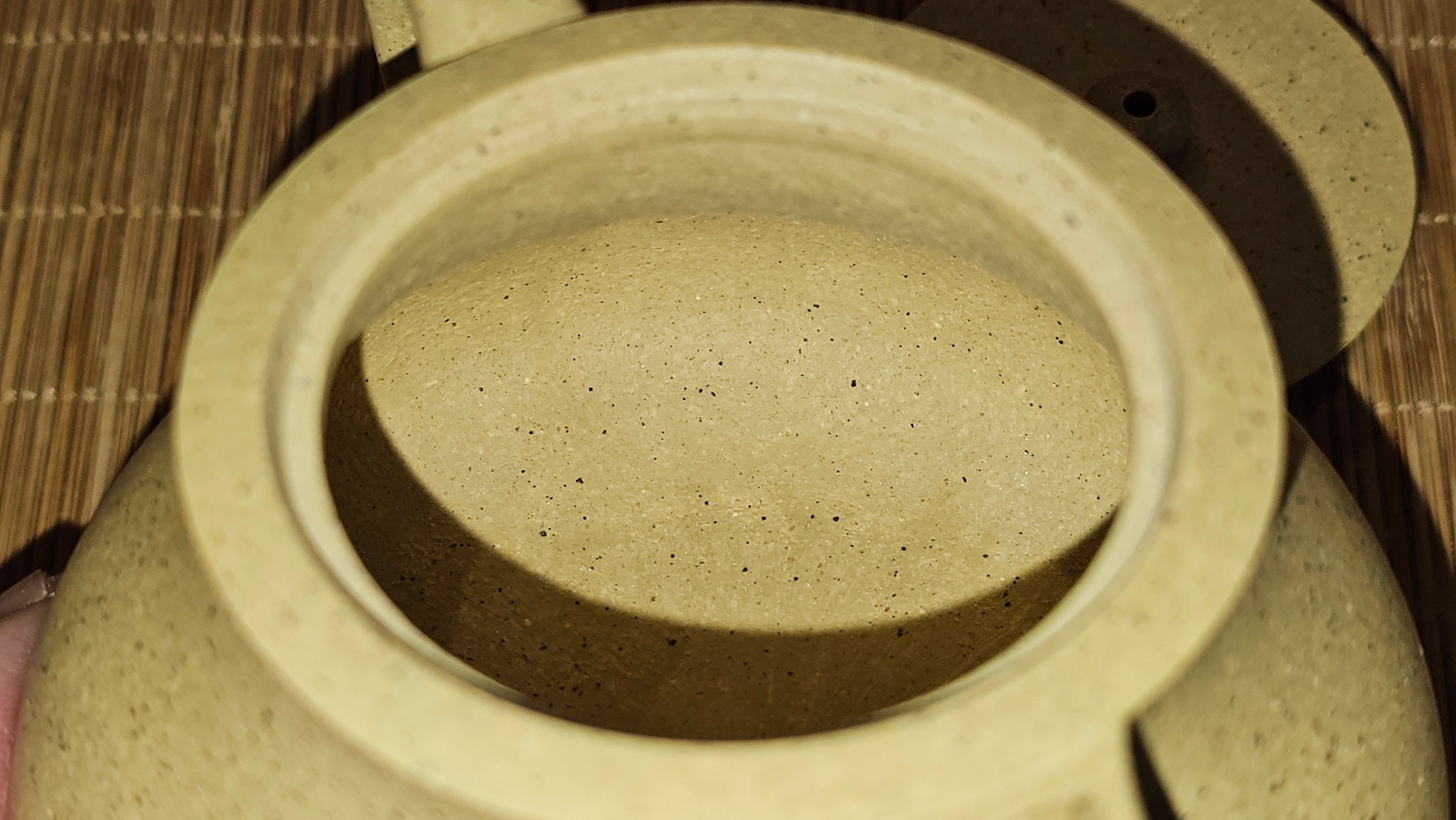 Le Rong《乐荣》, 186.3ml, Zhi Ma Duan Ni 芝麻段泥, by Craftsman Gu Xiao Ming 顾小明 ~ Congratulations to!Mr K.F., 1828hrs 25th Nov 2026, Chamblee! GA!