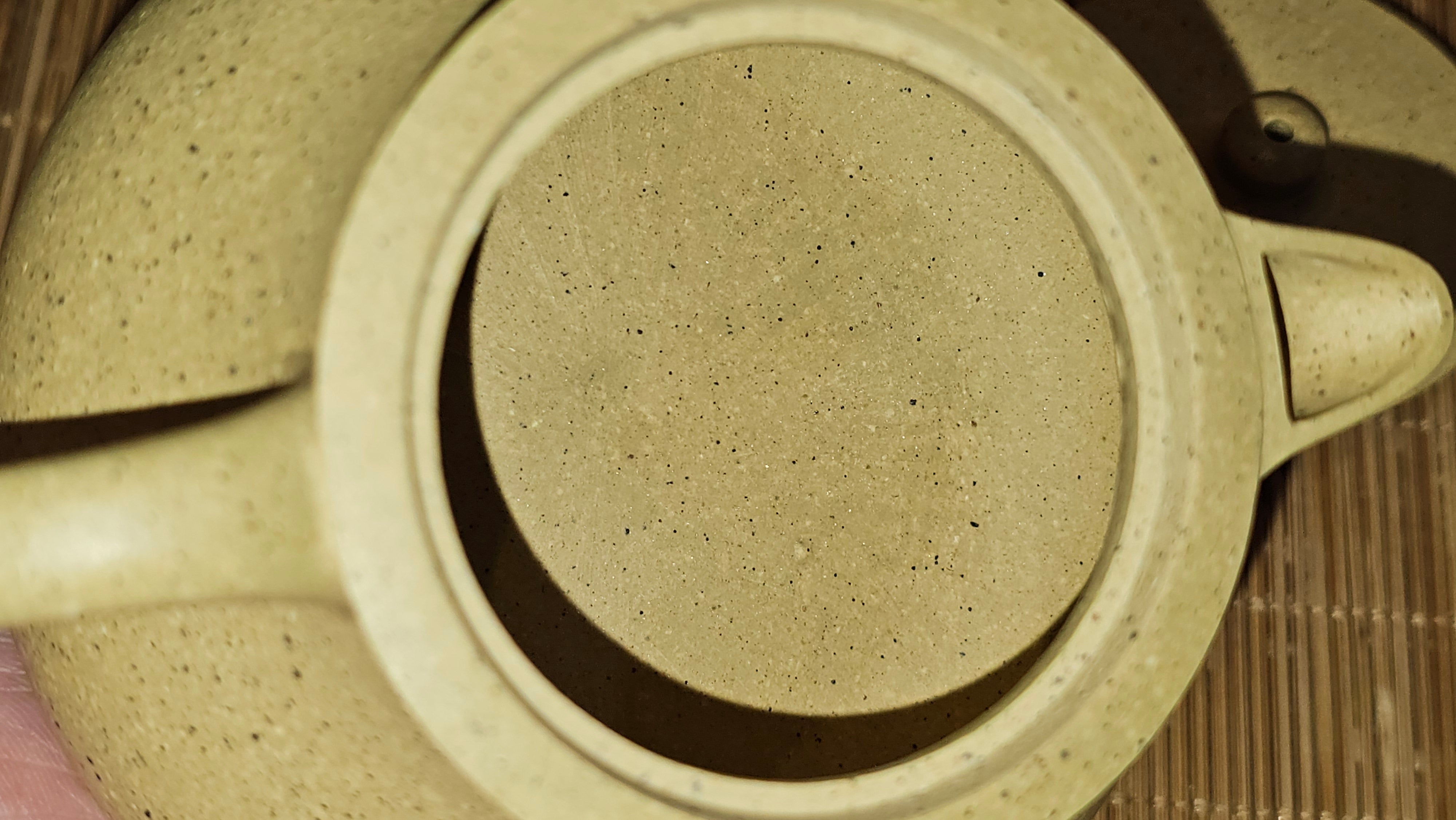 Le Rong《乐荣》, 186.3ml, Zhi Ma Duan Ni 芝麻段泥, by Craftsman Gu Xiao Ming 顾小明 ~ Congratulations to!Mr K.F., 1828hrs 25th Nov 2026, Chamblee! GA!