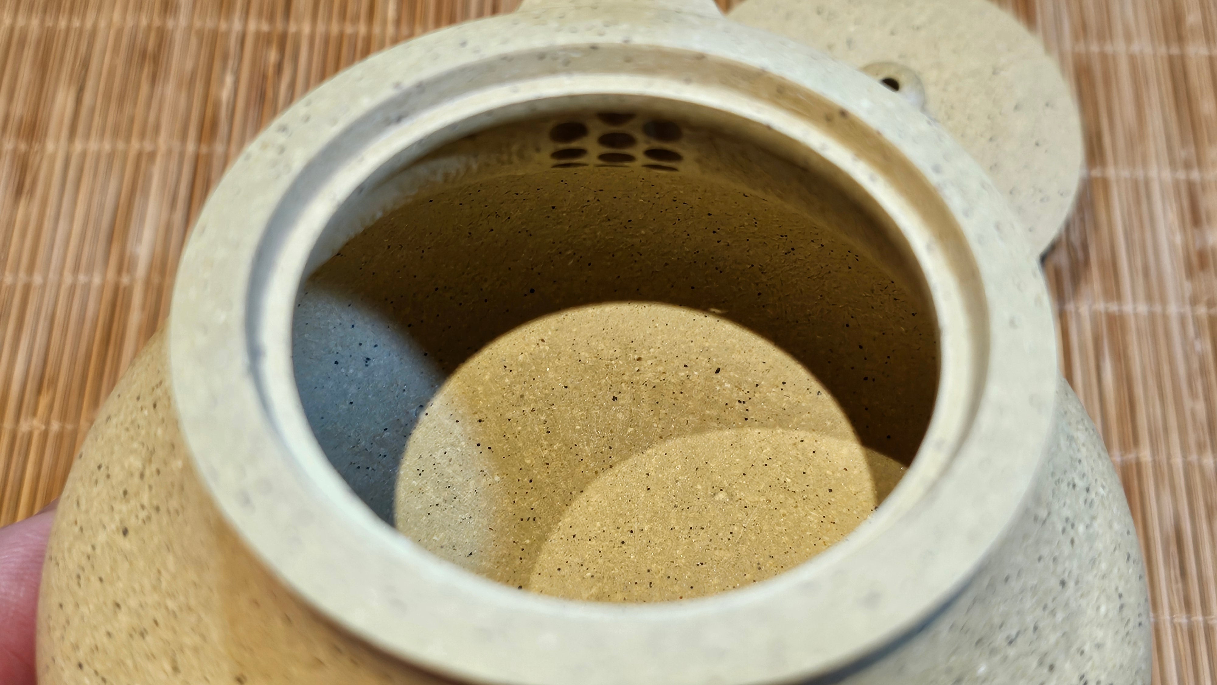 Le Rong《乐荣》, 186.3ml, Zhi Ma Duan Ni 芝麻段泥, by Craftsman Gu Xiao Ming 顾小明 ~ Congratulations to!Mr K.F., 1828hrs 25th Nov 2026, Chamblee! GA!