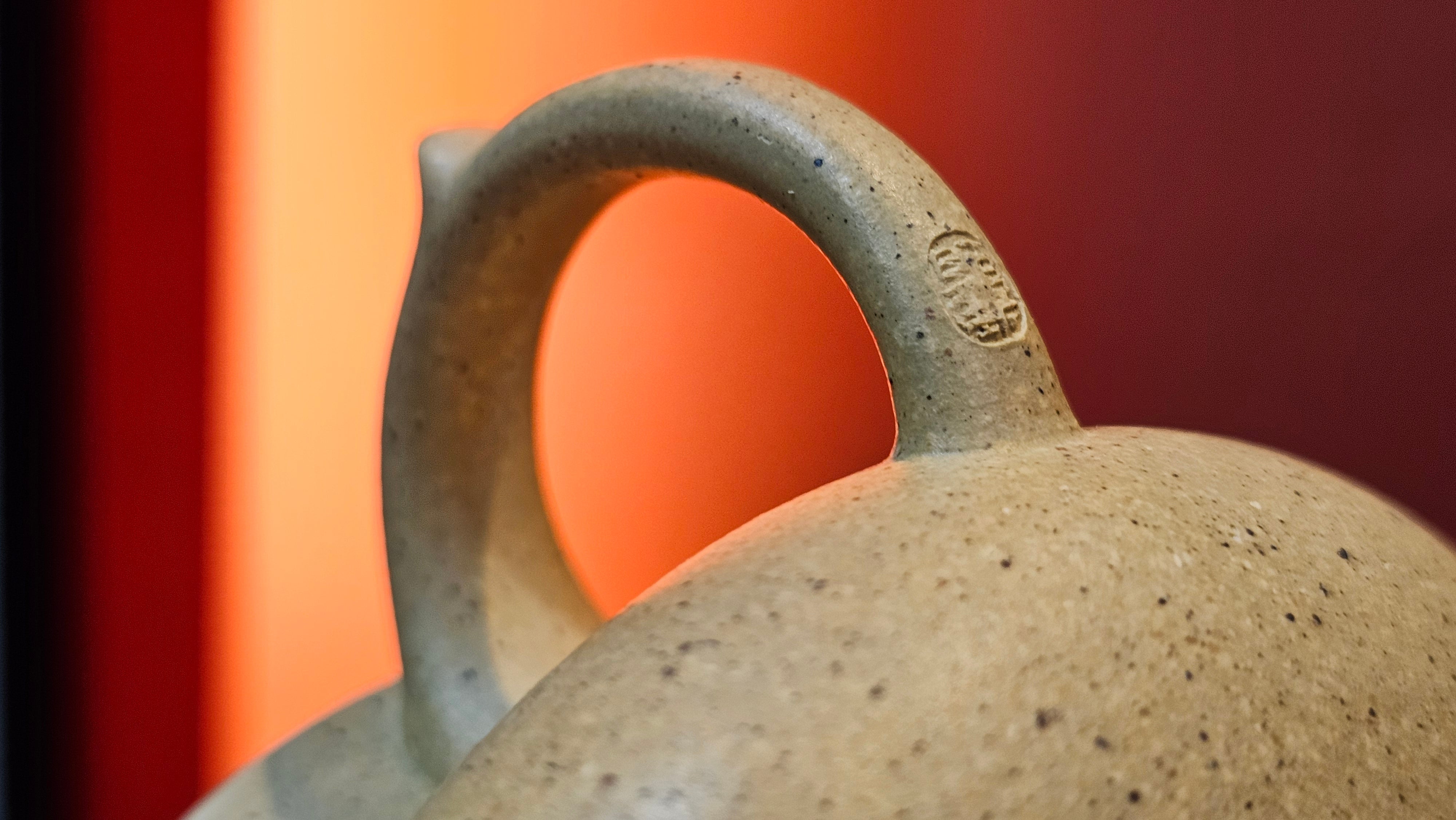 Le Rong《乐荣》, 186.3ml, Zhi Ma Duan Ni 芝麻段泥, by Craftsman Gu Xiao Ming 顾小明 ~ Congratulations to!Mr K.F., 1828hrs 25th Nov 2026, Chamblee! GA!