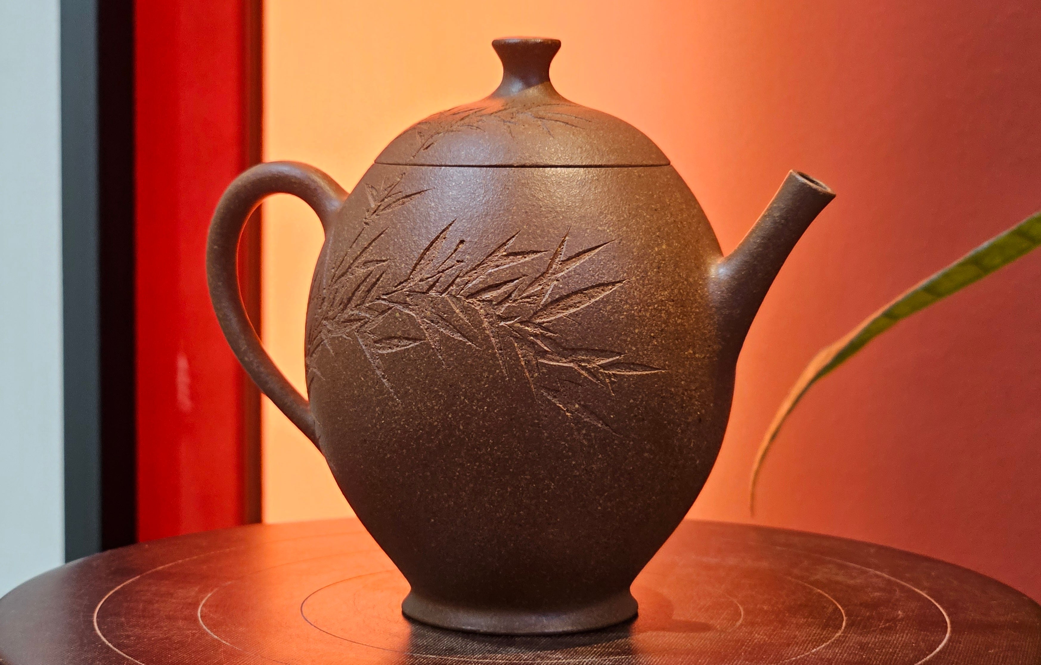 Gao Xiu Hu《高秀壶》, 181.2ml, Bao Shan Duan Ni 宝山段泥, by Craftsman Zhu Shu 朱舒 ~ With Engraving of Bamboos and Verse in Zhuan Shu 篆书 by Craftsman Yi Cheng 逸成!~Congratulations to Mr A.D.P.! 2242hrs 27th Nov 2025, Forest! Belgium🇧🇪!