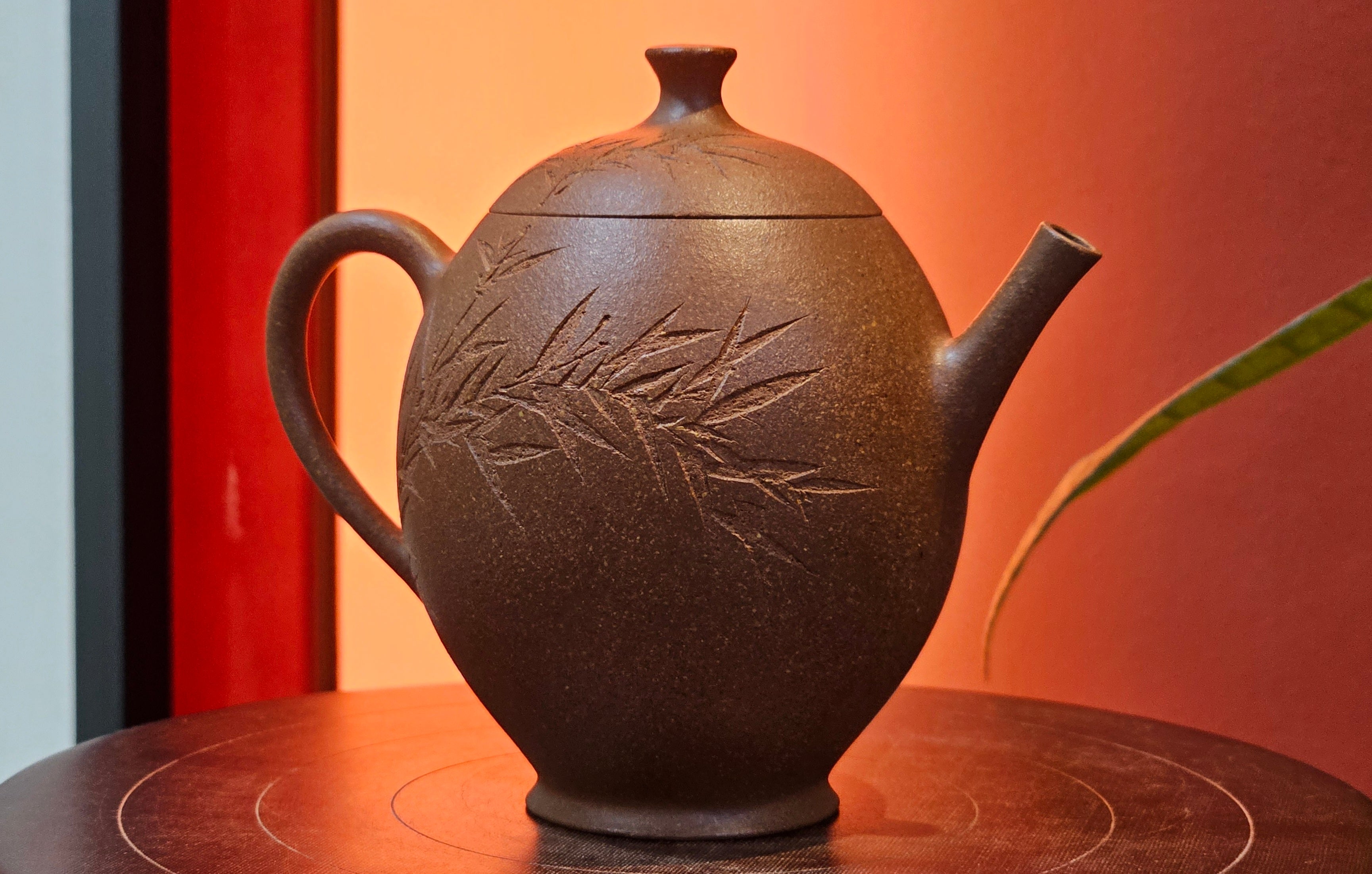 Gao Xiu Hu《高秀壶》, 181.2ml, Bao Shan Duan Ni 宝山段泥, by Craftsman Zhu Shu 朱舒 ~ With Engraving of Bamboos and Verse in Zhuan Shu 篆书 by Craftsman Yi Cheng 逸成!~Congratulations to Mr A.D.P.! 2242hrs 27th Nov 2025, Forest! Belgium🇧🇪!