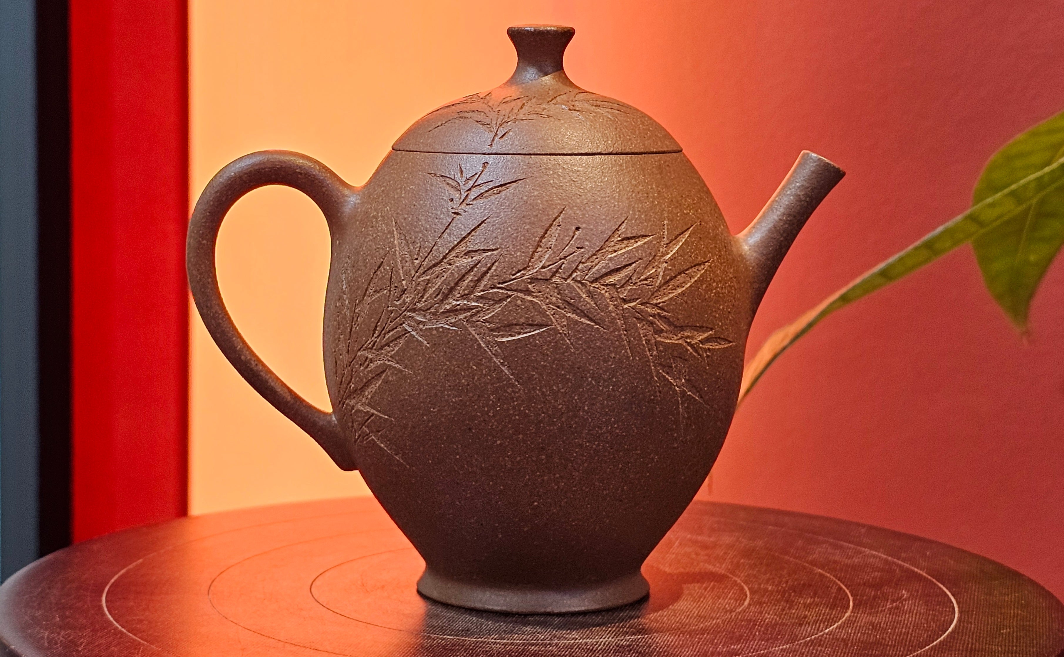 Gao Xiu Hu《高秀壶》, 181.2ml, Bao Shan Duan Ni 宝山段泥, by Craftsman Zhu Shu 朱舒 ~ With Engraving of Bamboos and Verse in Zhuan Shu 篆书 by Craftsman Yi Cheng 逸成!~Congratulations to Mr A.D.P.! 2242hrs 27th Nov 2025, Forest! Belgium🇧🇪!