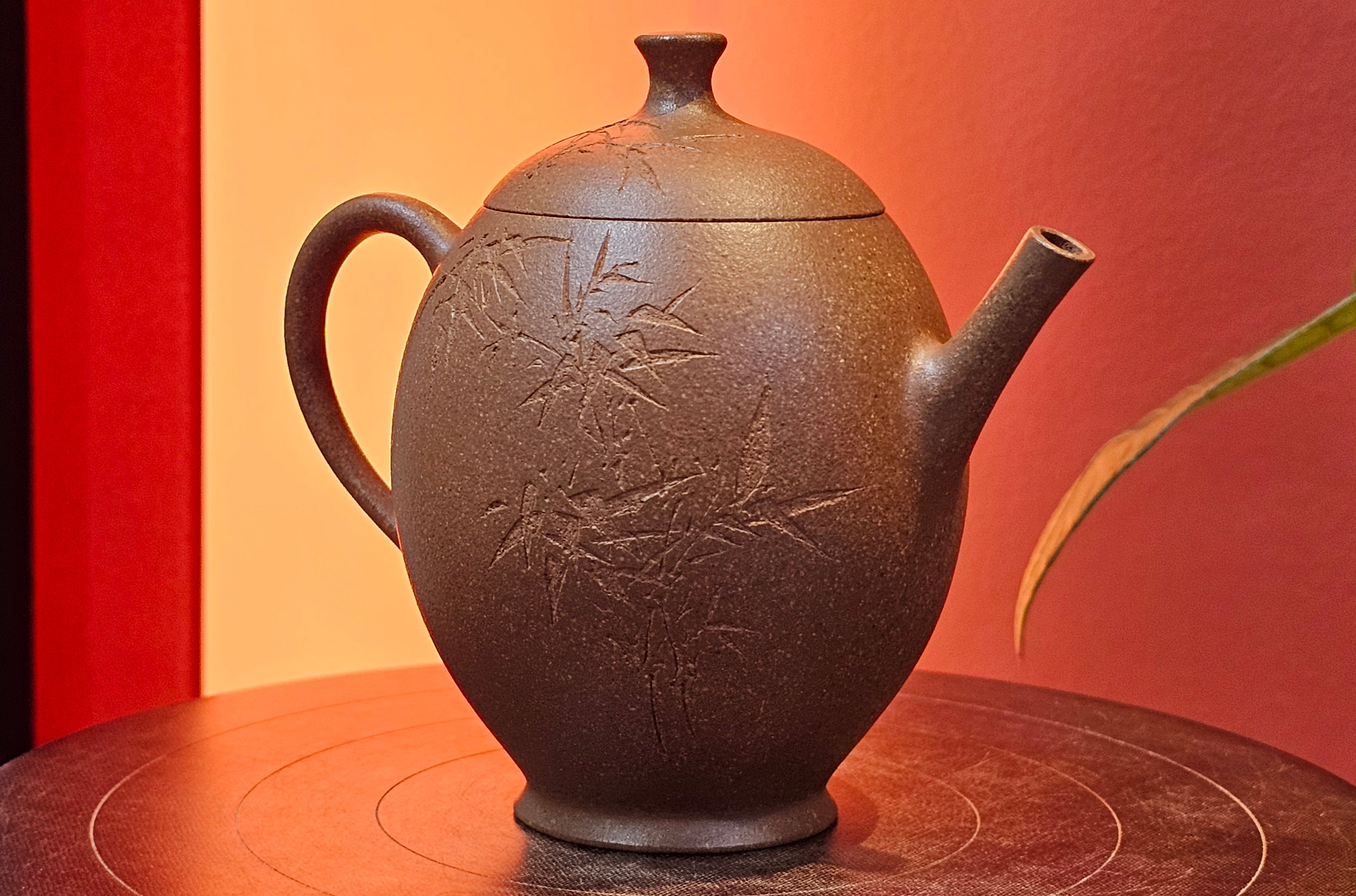 Gao Xiu Hu《高秀壶》, 182.9ml, Bao Shan Duan Ni 宝山段泥, by Craftsman Zhu Shu 朱舒 ~ With Engraving of Bamboos and Verse in Zhuan Shu 篆书 by Craftsman Yi Cheng 逸成!~ Congratulations!to Ms E.A.! 0009hrs 28th Nov 2025, Vineland! NJ!