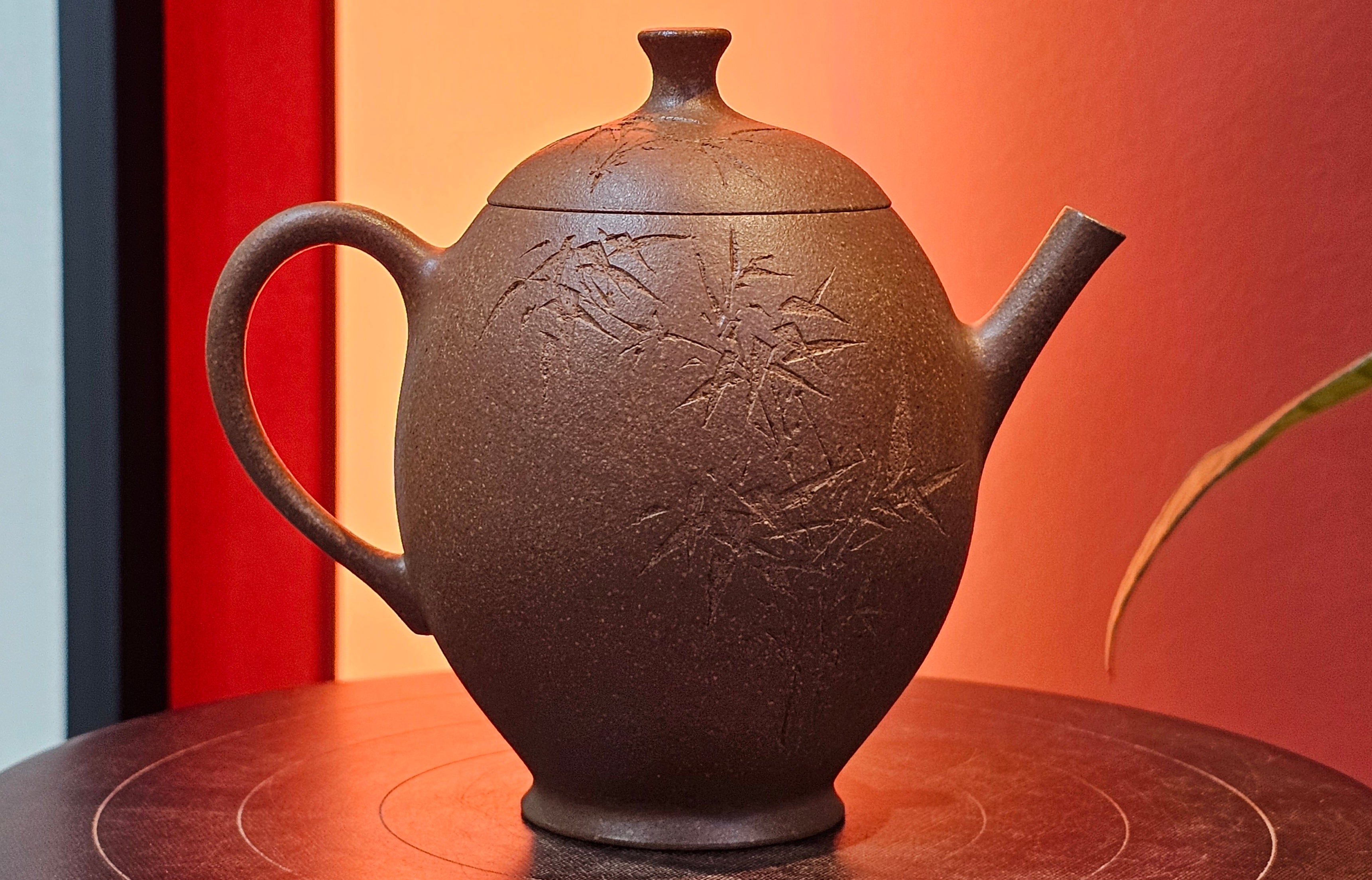 Gao Xiu Hu《高秀壶》, 182.9ml, Bao Shan Duan Ni 宝山段泥, by Craftsman Zhu Shu 朱舒 ~ With Engraving of Bamboos and Verse in Zhuan Shu 篆书 by Craftsman Yi Cheng 逸成!~ Congratulations!to Ms E.A.! 0009hrs 28th Nov 2025, Vineland! NJ!