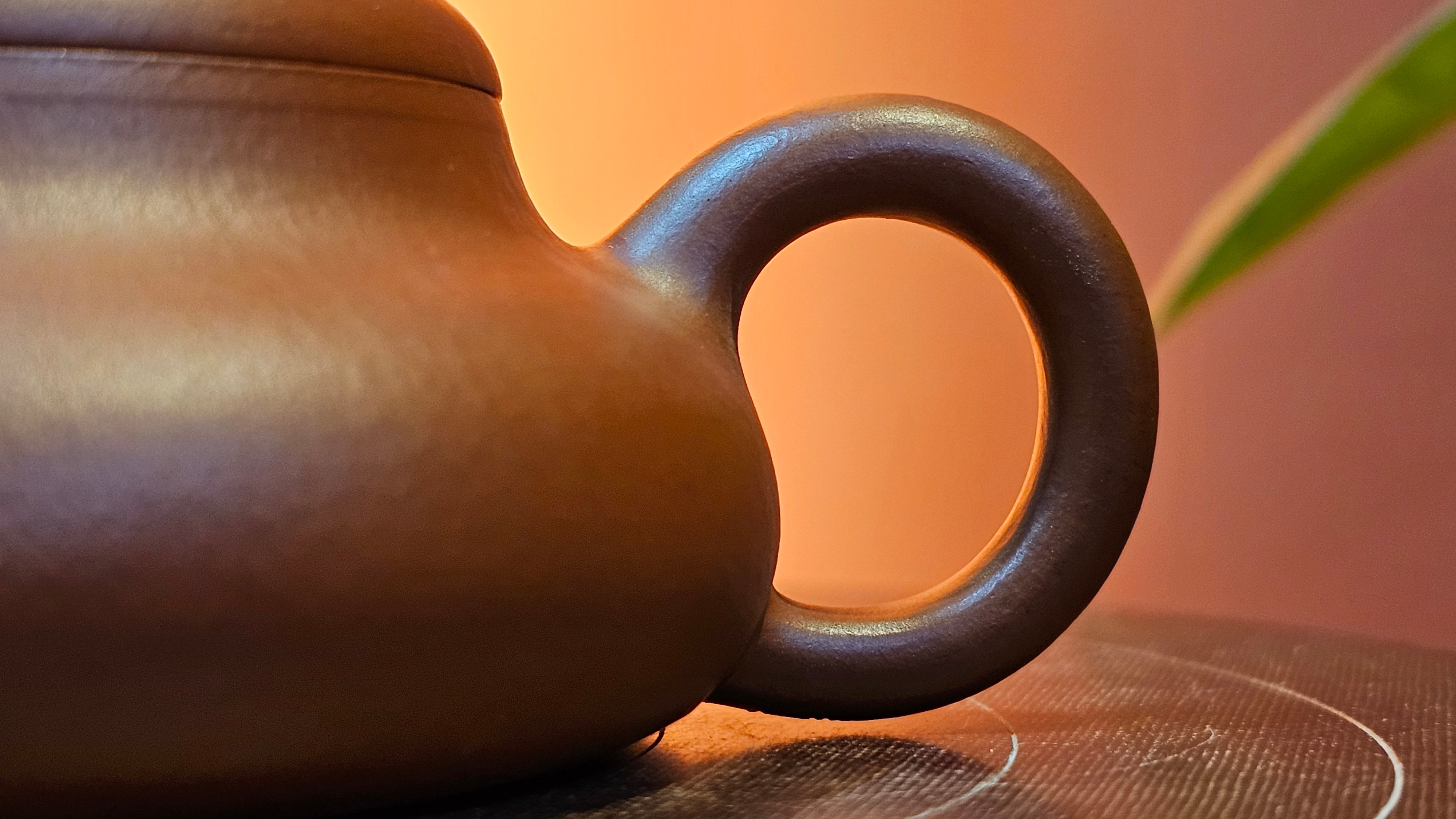 Jing Le 静乐 ~ "Quiet happiness", 82.8ml, Xiao Mei Yao Zhu Ni 小煤窑朱泥, by our Collaborative Craftsman Wang Xing 王兴 ~ Congratulations to Mr C.H.! 1833hrs 27th Nov 2025, Bingen am Rhein! Germany🇩🇪!