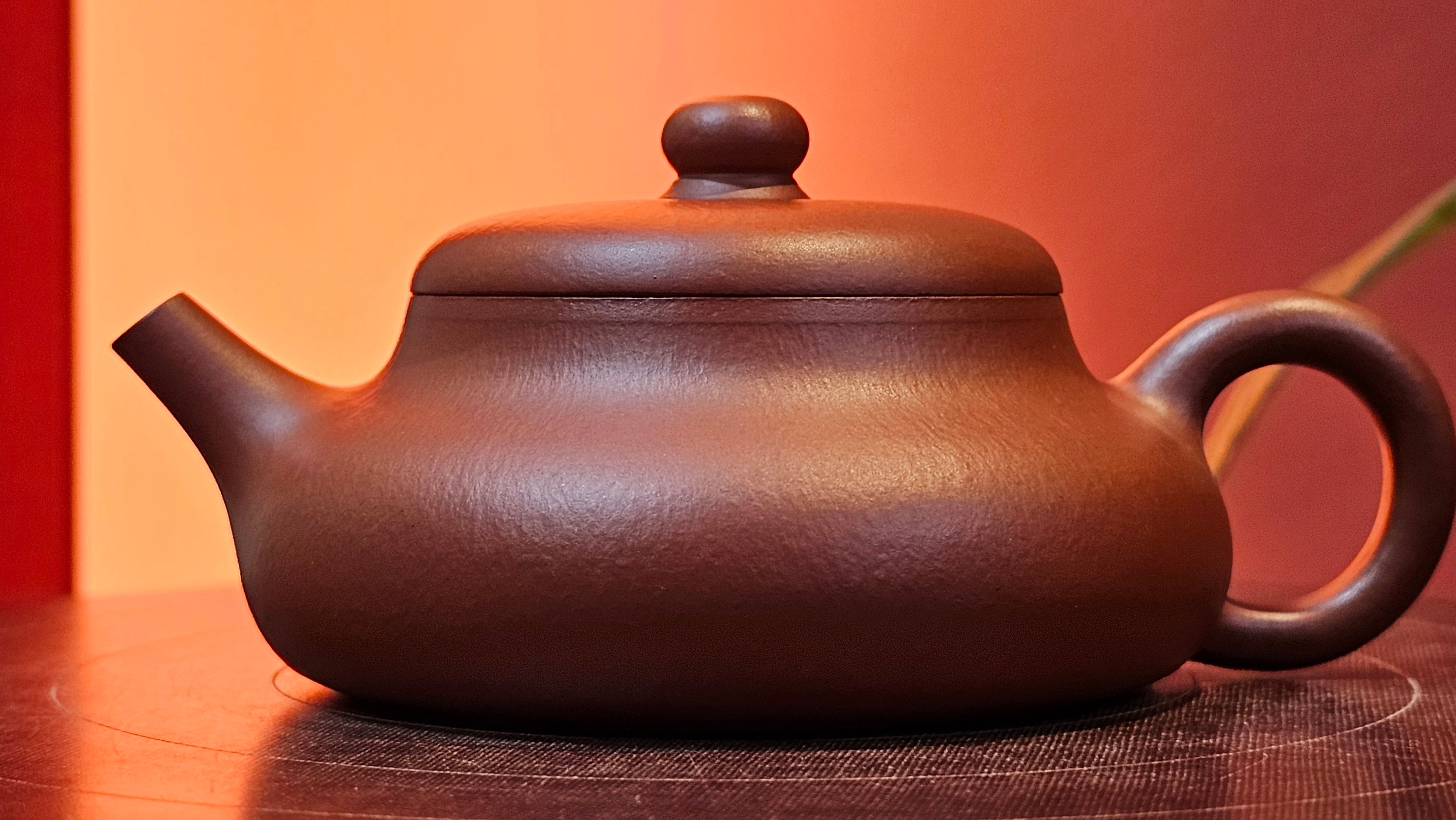 Jing Le 静乐 ~ "Quiet happiness", 82.8ml, Xiao Mei Yao Zhu Ni 小煤窑朱泥, by our Collaborative Craftsman Wang Xing 王兴 ~ Congratulations to Mr C.H.! 1833hrs 27th Nov 2025, Bingen am Rhein! Germany🇩🇪!