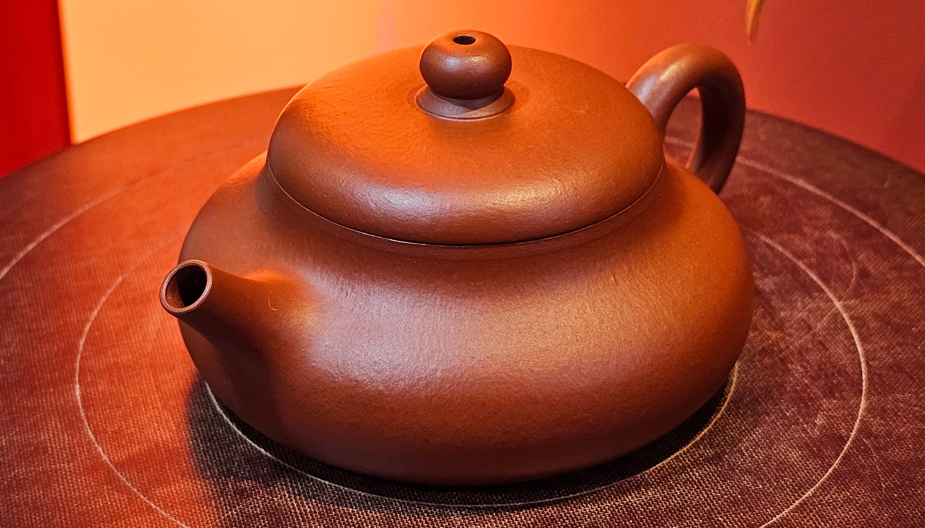 Jing Le 静乐 ~ "Quiet happiness", 82.8ml, Xiao Mei Yao Zhu Ni 小煤窑朱泥, by our Collaborative Craftsman Wang Xing 王兴 ~ Congratulations to Mr C.H.! 1833hrs 27th Nov 2025, Bingen am Rhein! Germany🇩🇪!