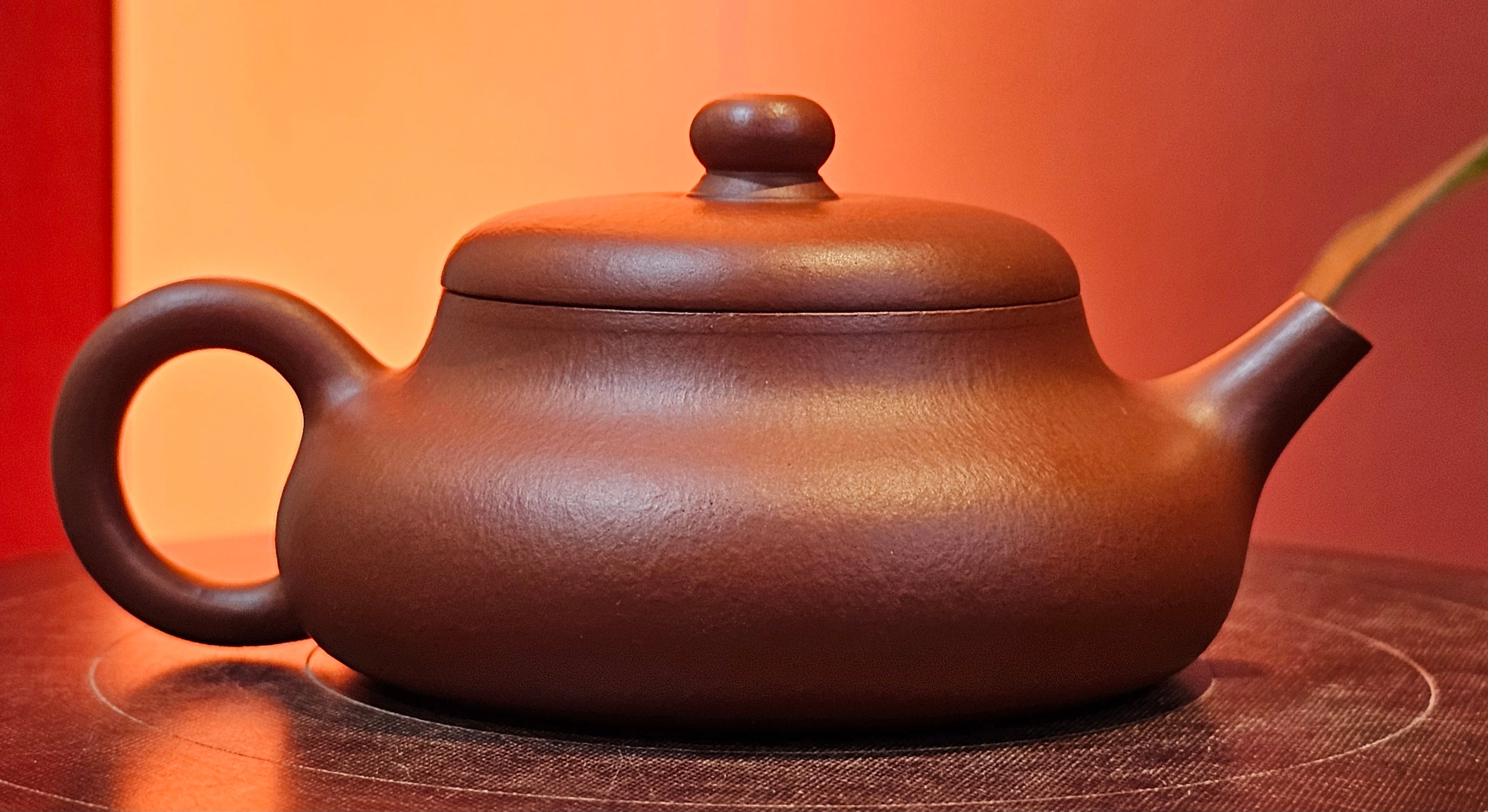 Jing Le 静乐 ~ "Quiet happiness", 82.8ml, Xiao Mei Yao Zhu Ni 小煤窑朱泥, by our Collaborative Craftsman Wang Xing 王兴 ~ Congratulations to Mr C.H.! 1833hrs 27th Nov 2025, Bingen am Rhein! Germany🇩🇪!