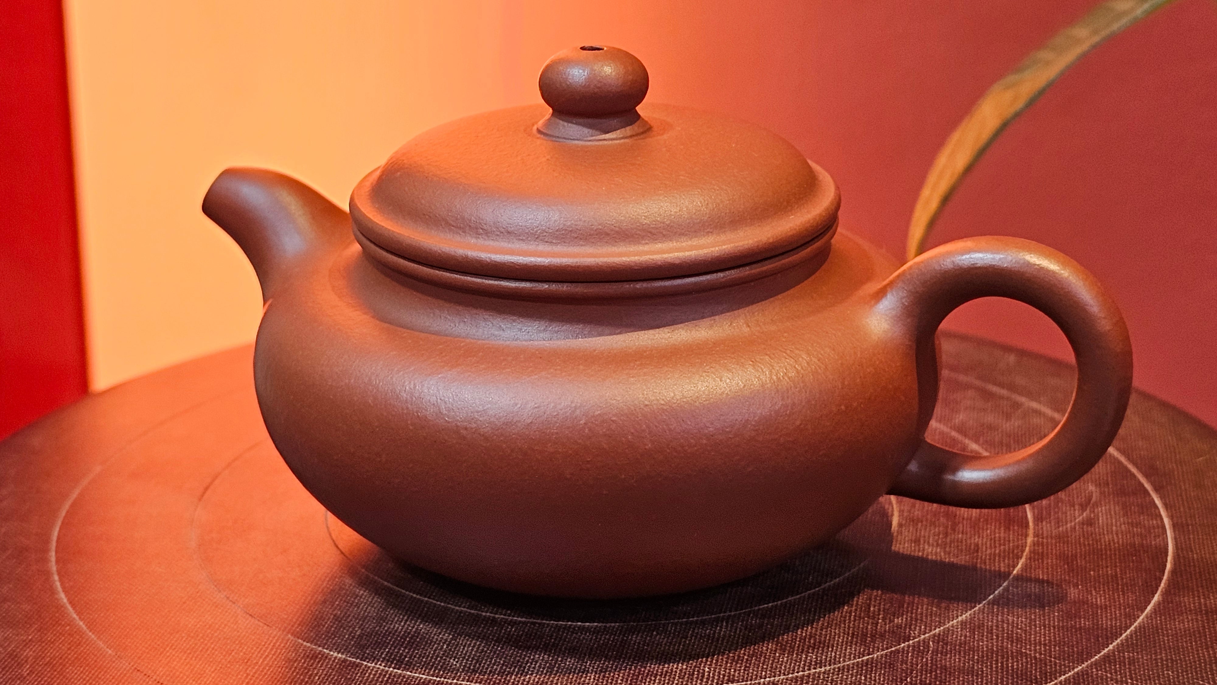 Fang Gu 仿古, 143.2ml, Xiao Mei Yao Zhu Ni 小煤窑朱泥, by Craftsman Shi Yun 石芸 ~ Congratulations!to Ms L.L.! 0744hrs 29th Nov 2025, Branchburg, NJ!