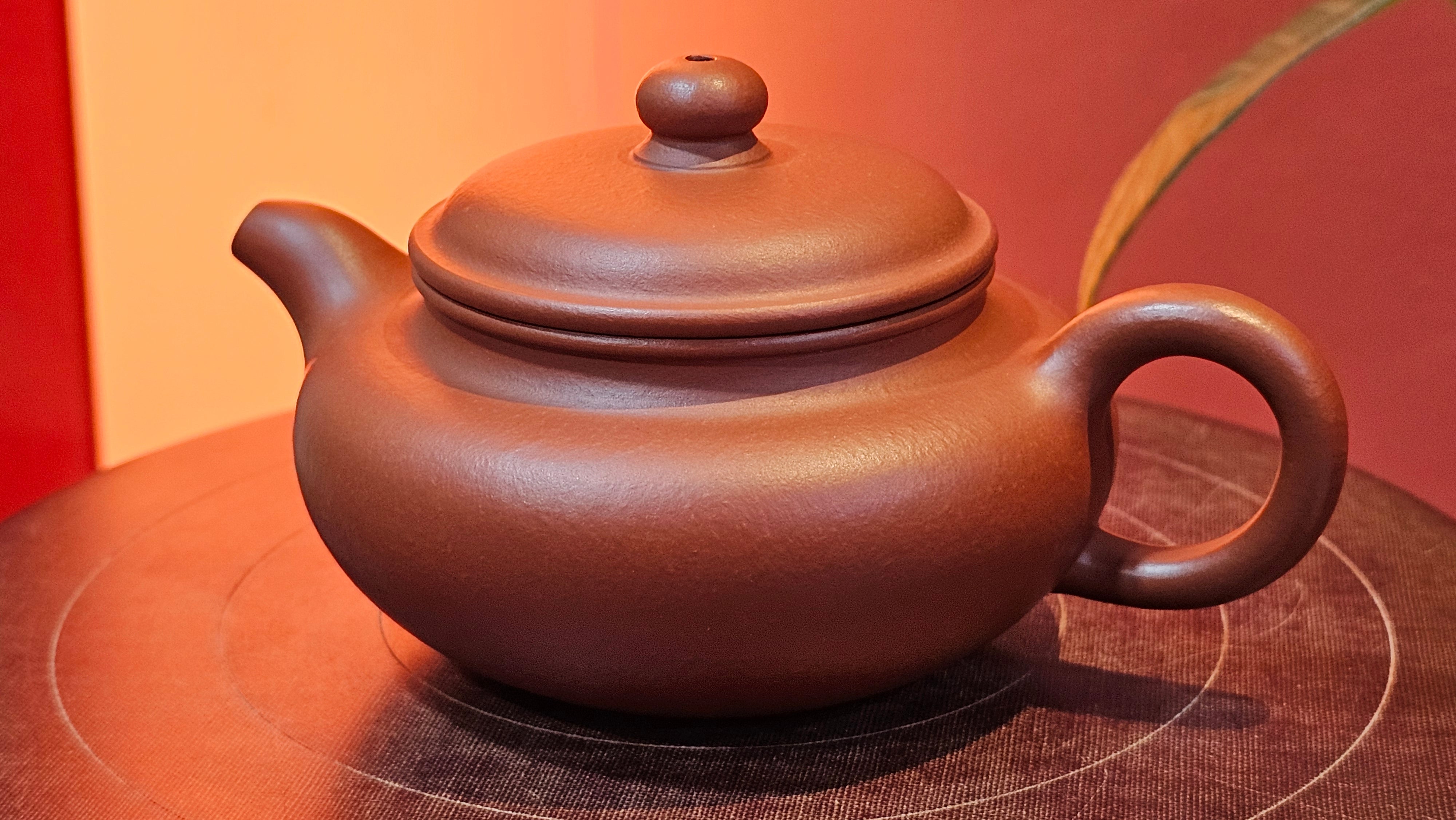 Fang Gu 仿古, 143.2ml, Xiao Mei Yao Zhu Ni 小煤窑朱泥, by Craftsman Shi Yun 石芸 ~ Congratulations!to Ms L.L.! 0744hrs 29th Nov 2025, Branchburg, NJ!